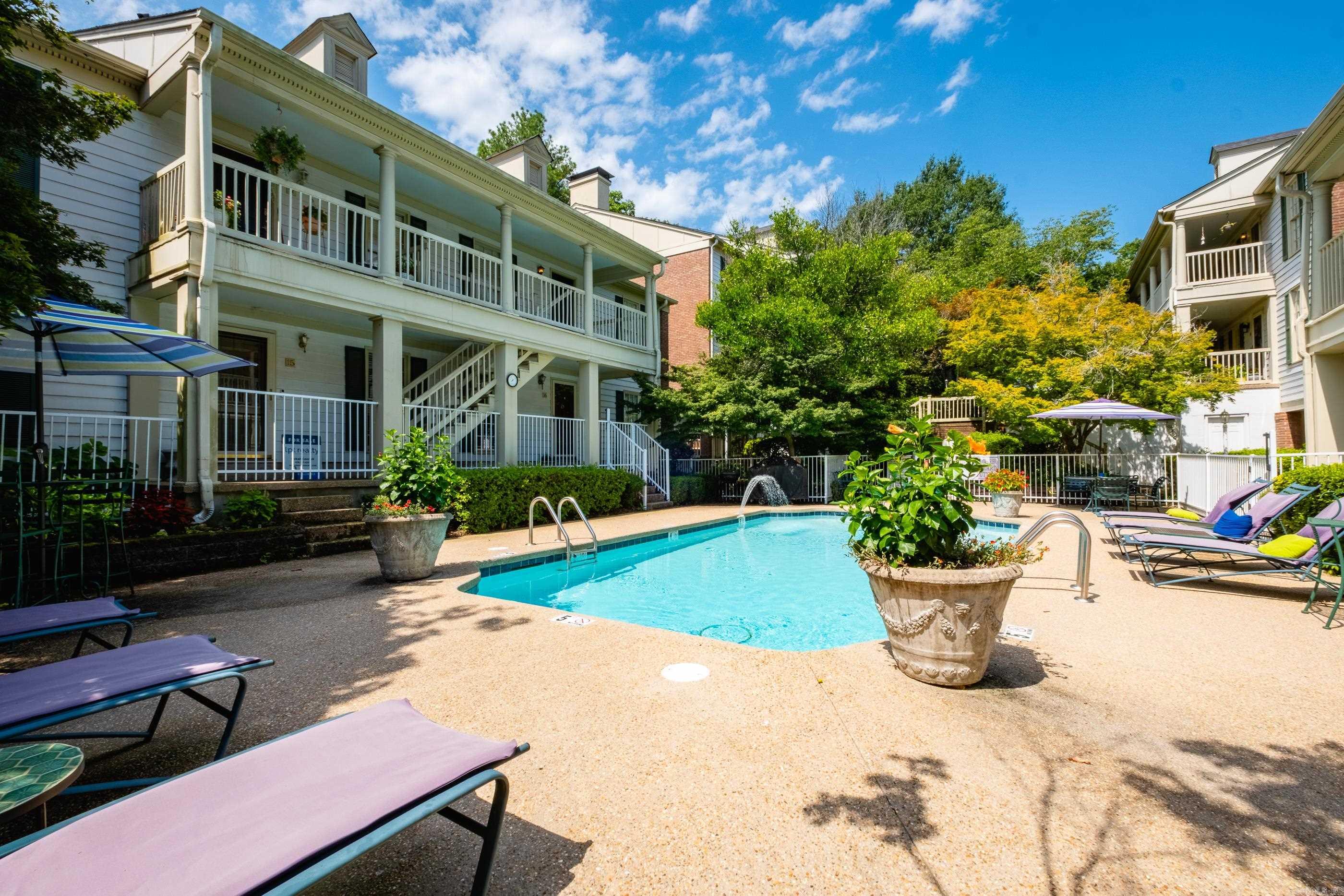 LINDEN COURT CONDO HPR - Residential