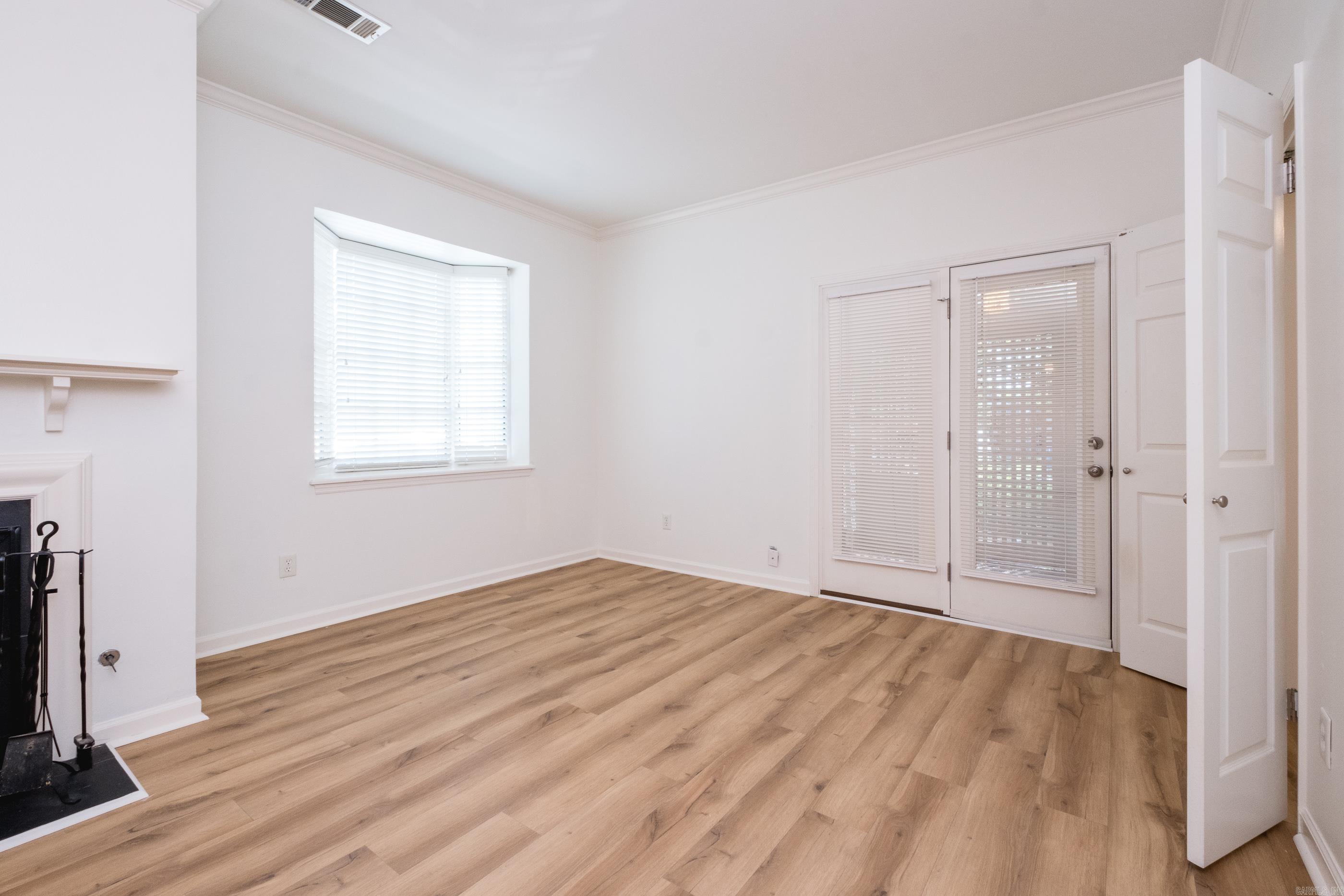 LINDEN COURT CONDO HPR - Residential