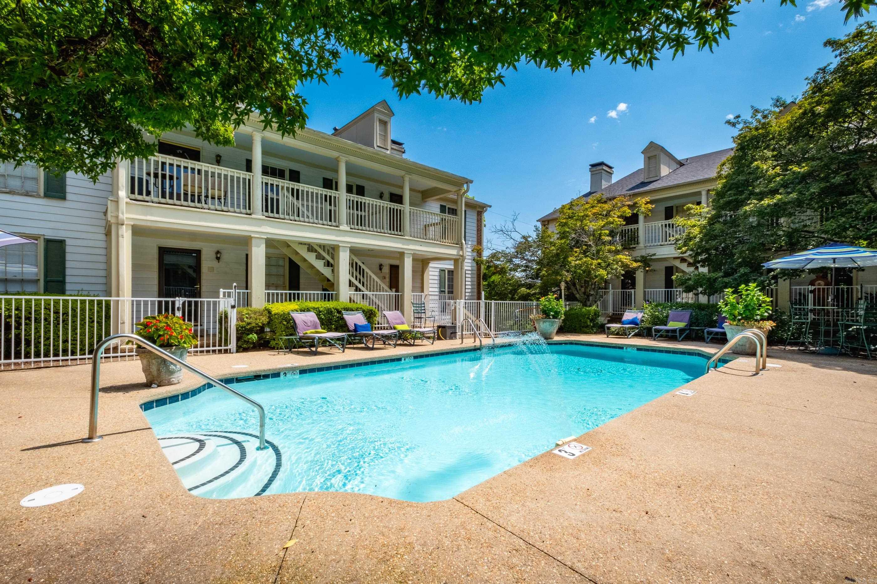 LINDEN COURT CONDO HPR - Residential