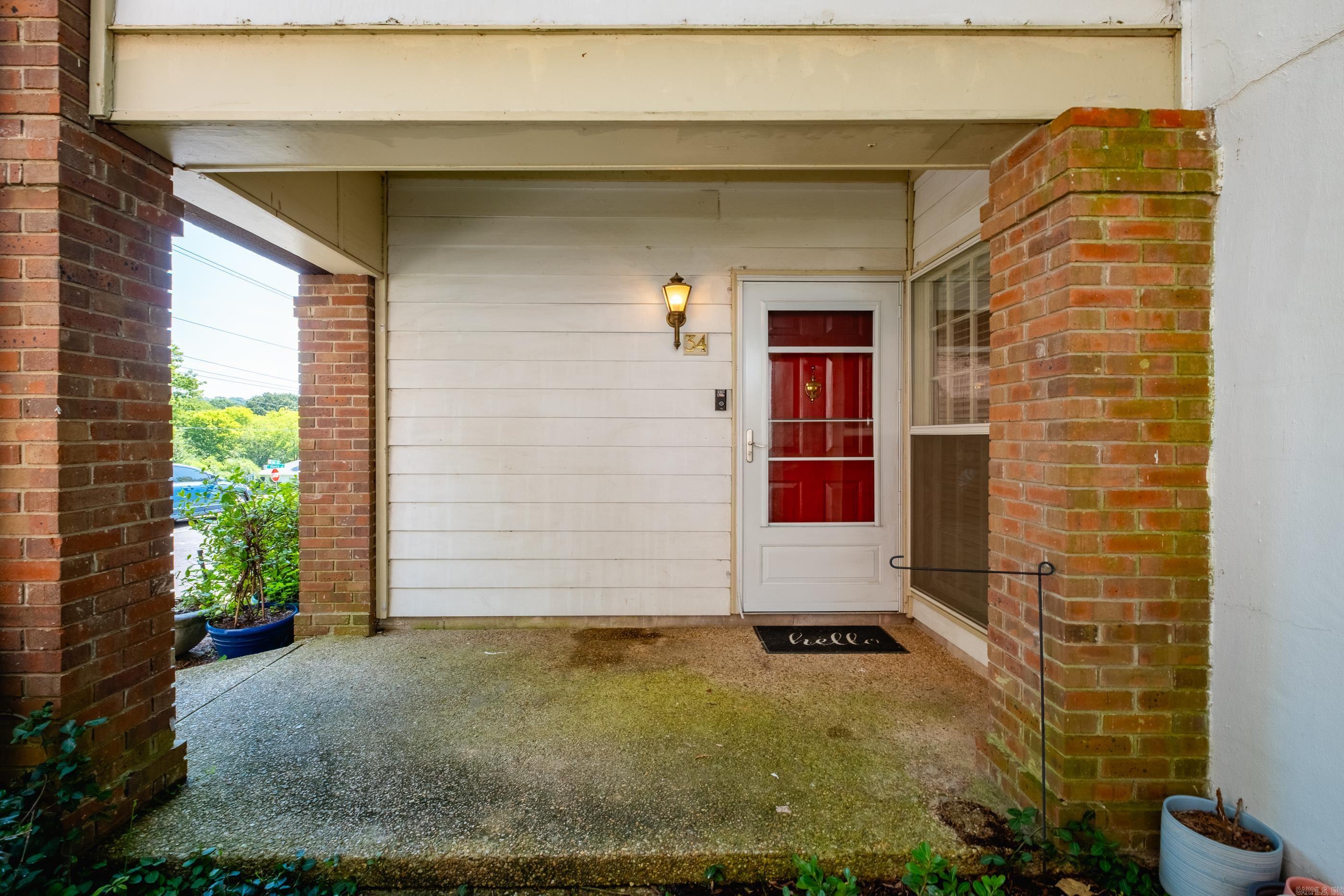 LINDEN COURT CONDO HPR - Residential