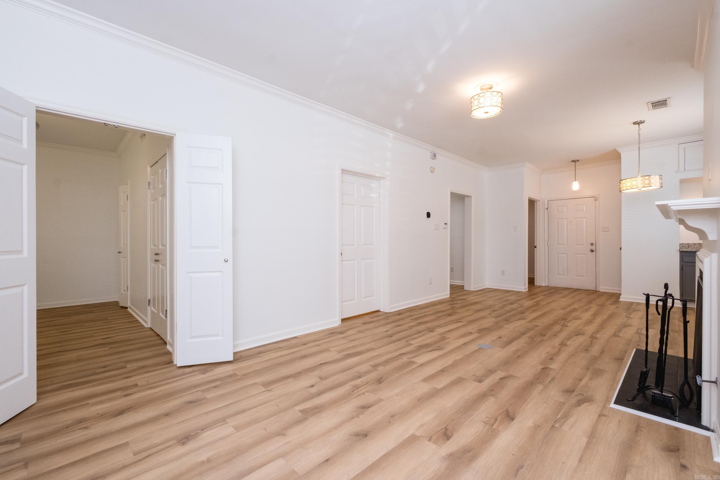 LINDEN COURT CONDO HPR - Residential