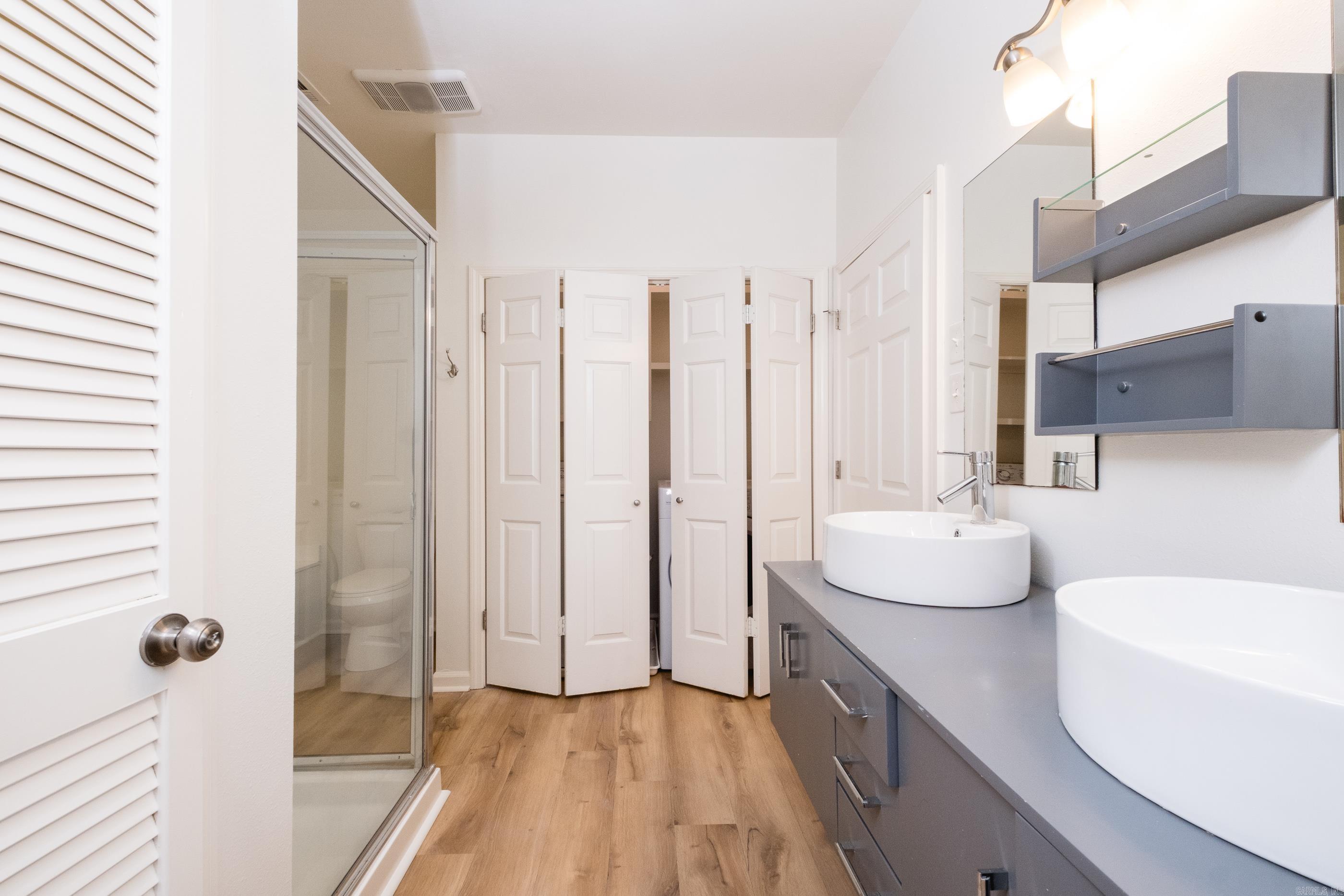 LINDEN COURT CONDO HPR - Residential