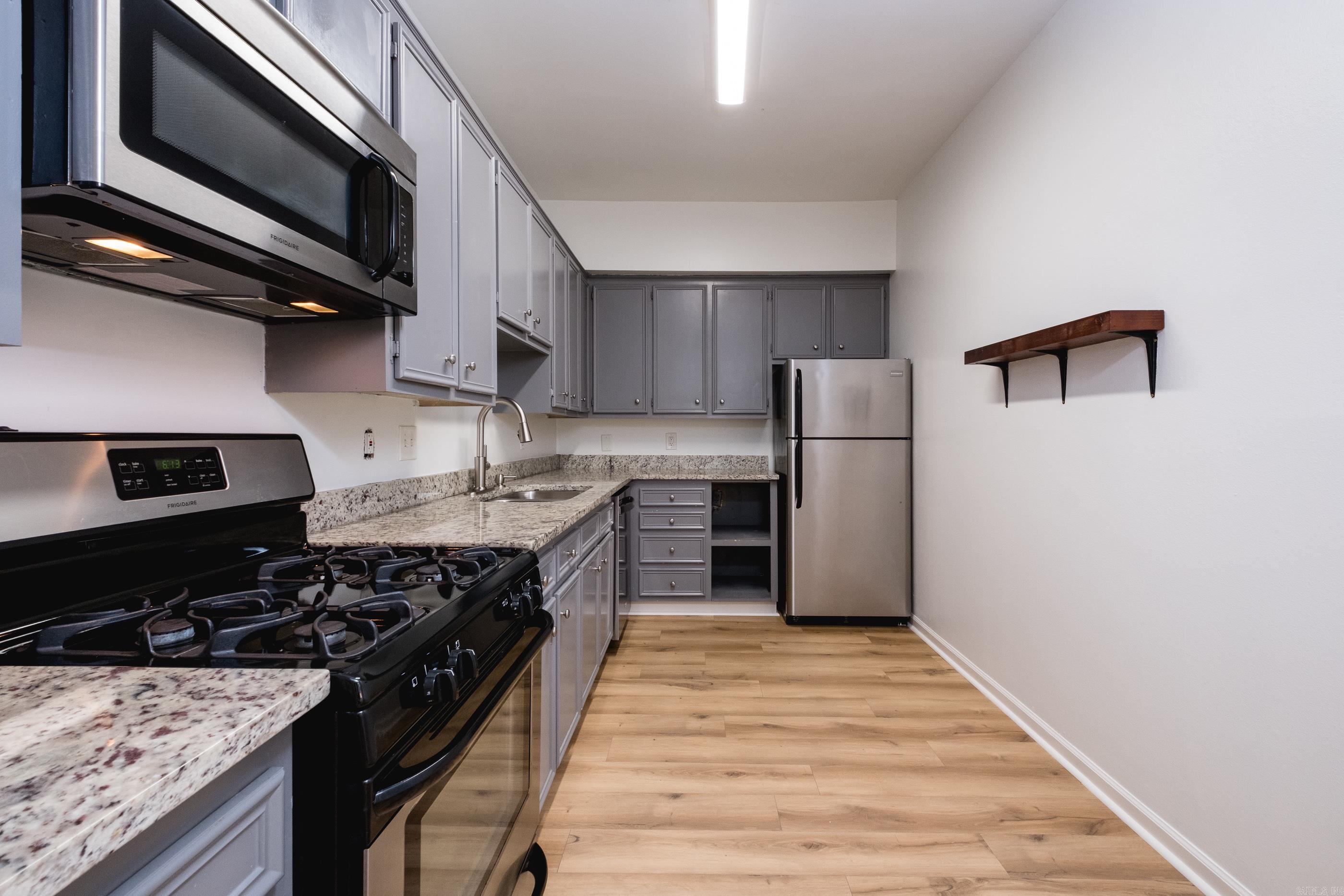 LINDEN COURT CONDO HPR - Residential
