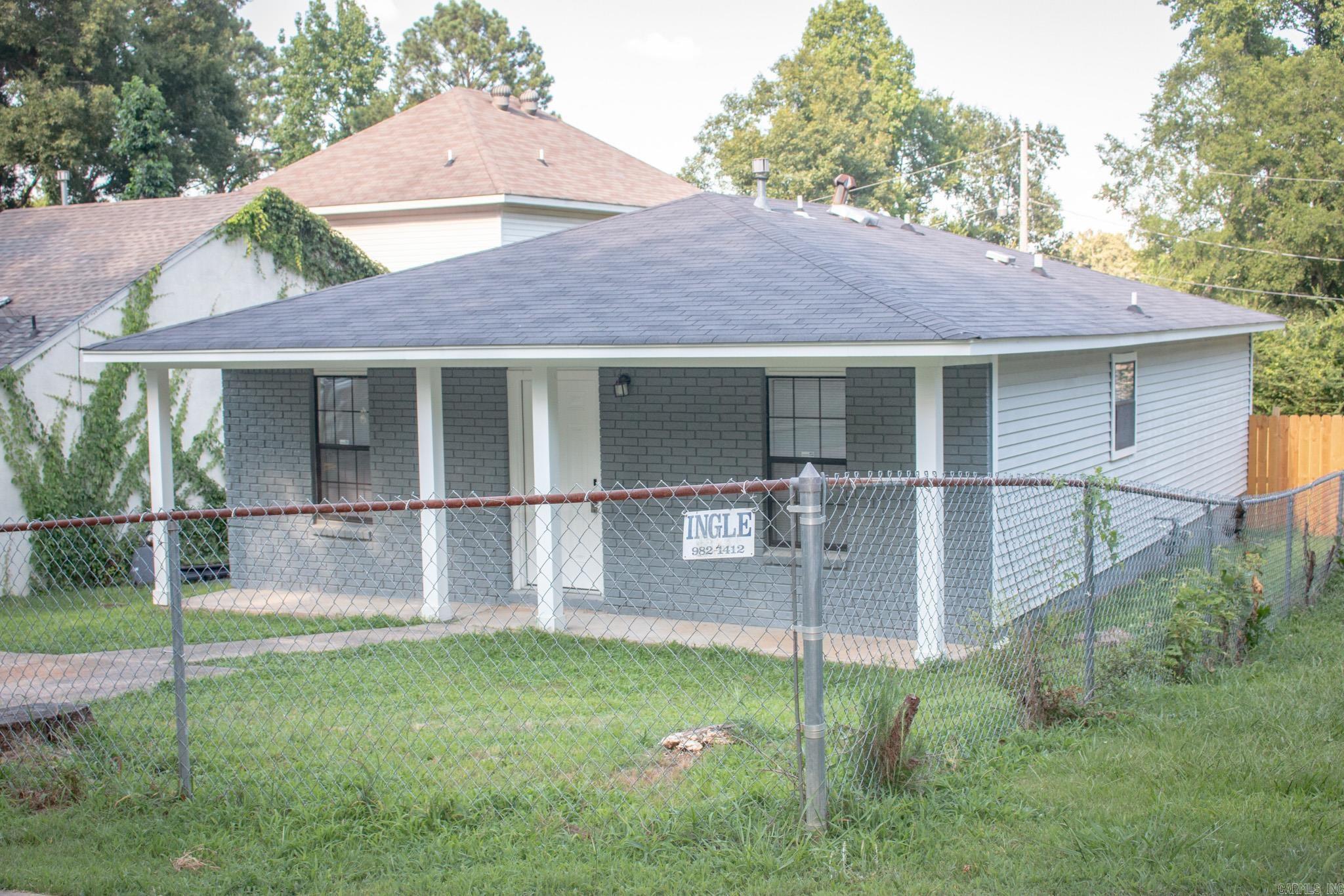 BARROW JOHN - Residential