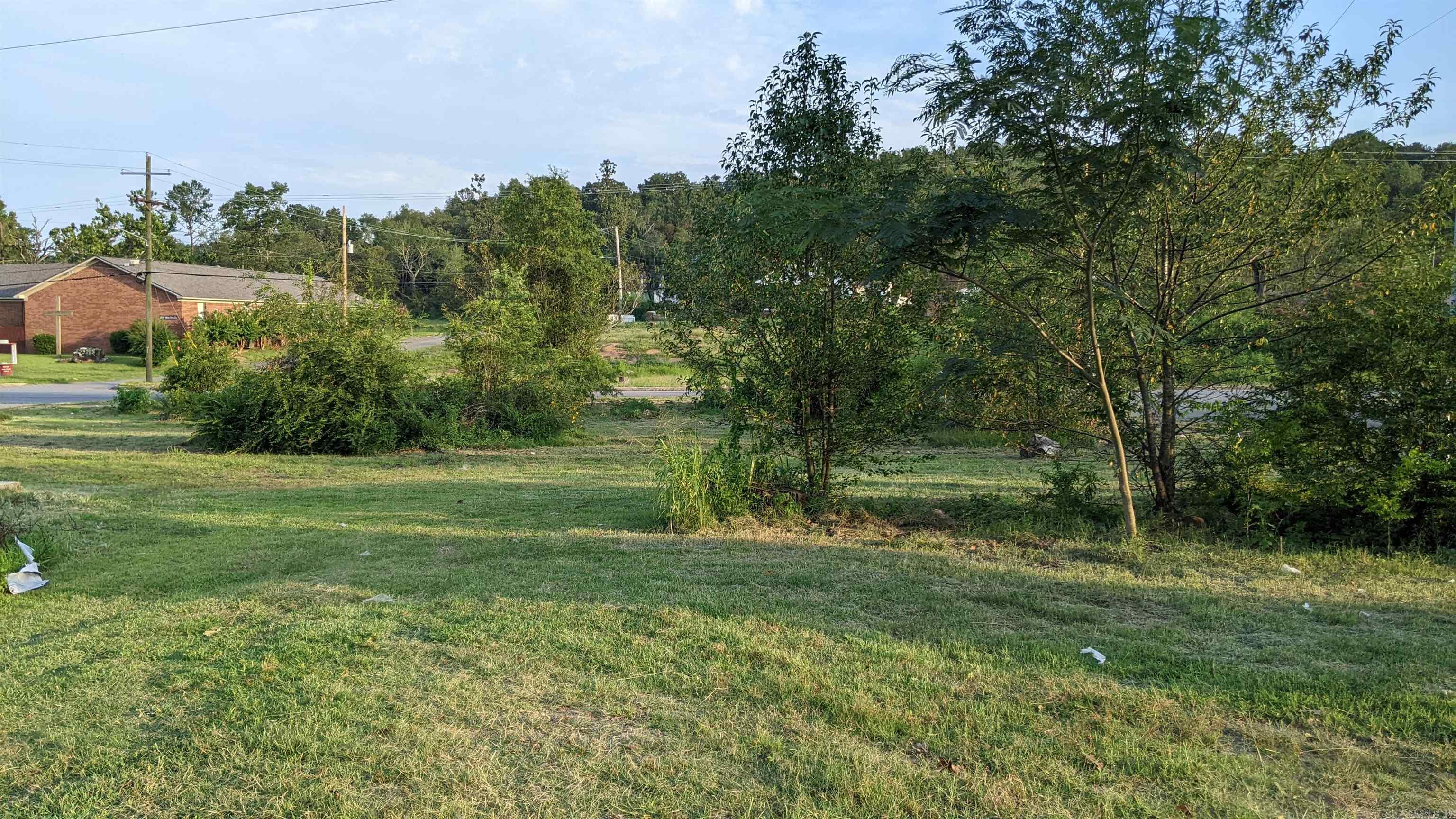 Burns Park - Land