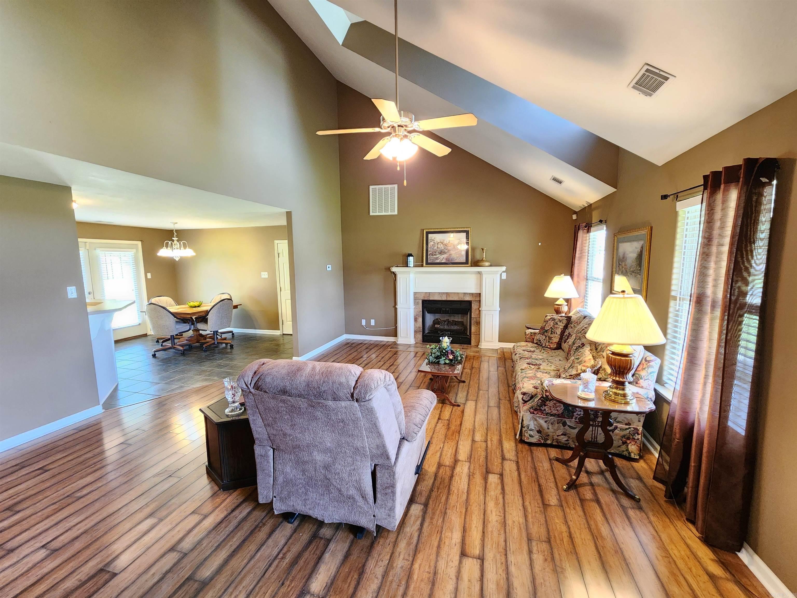 FECHERS PRAIRIE MEADOWS S/D - Residential