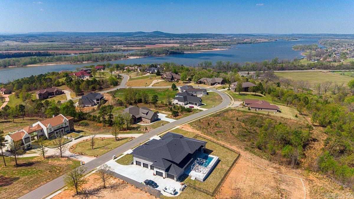 MOUNTAIN CREST ESTATES - Land