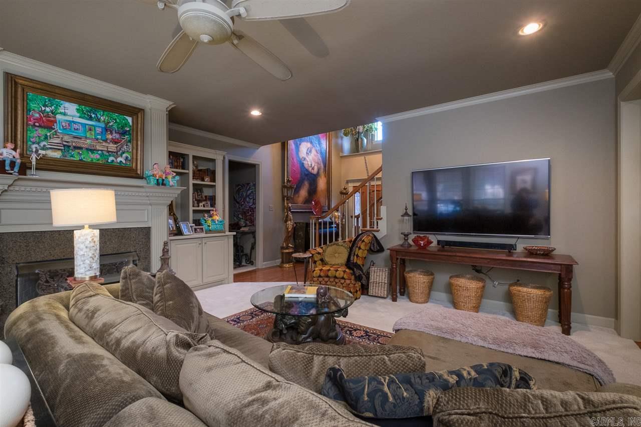 CHENAL VALLEY MARGEUAX - Residential