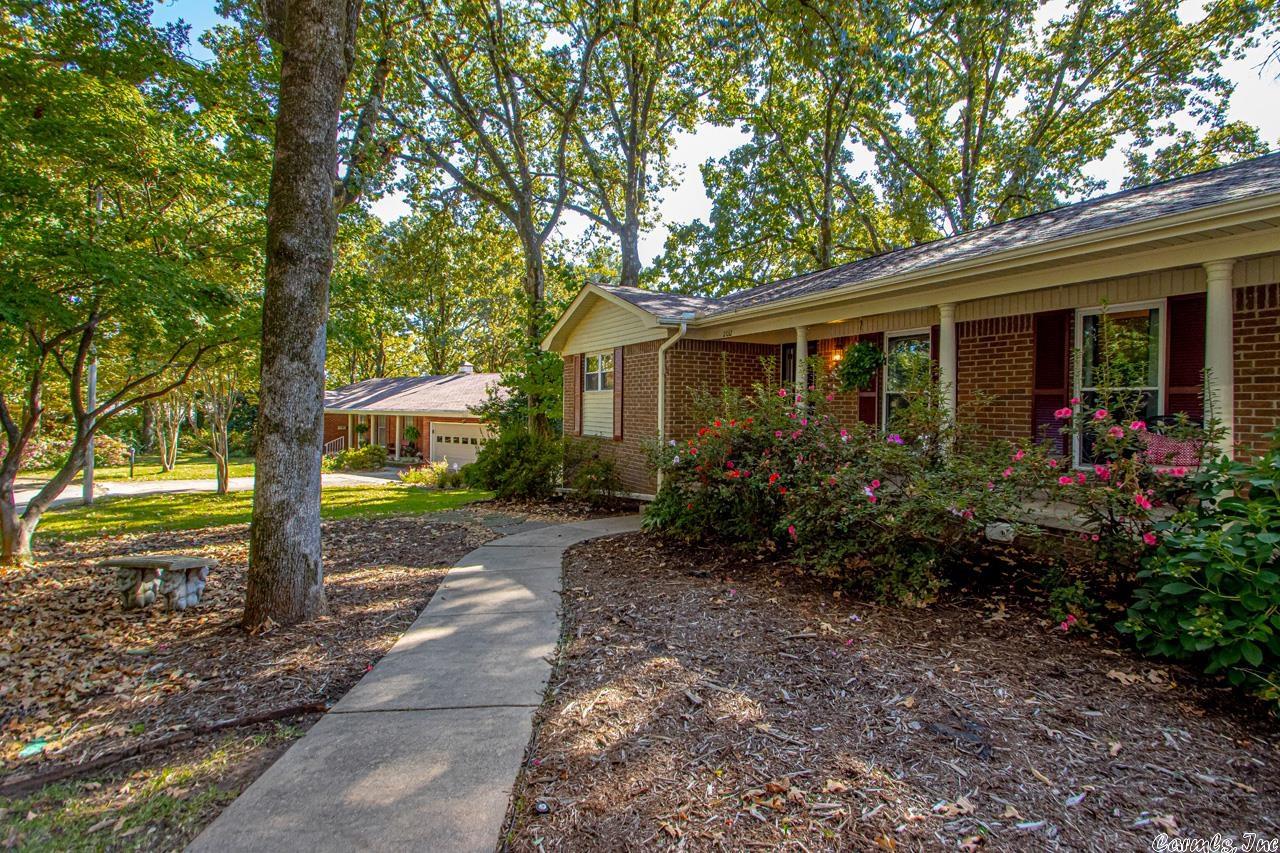 LAKEWOOD NE - Residential