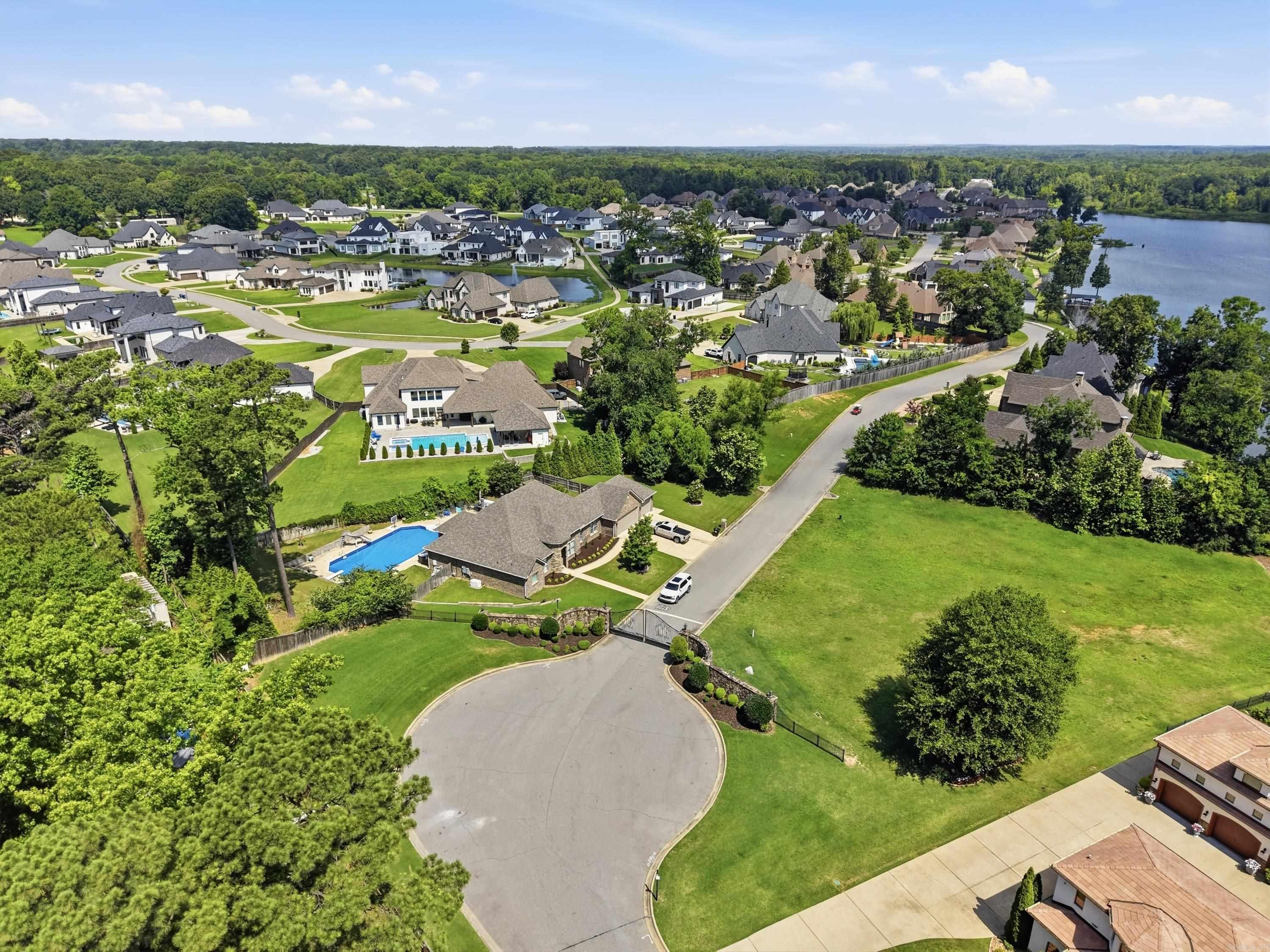 WESTSHORE ADDN HURRICANE LAKE ES - Residential
