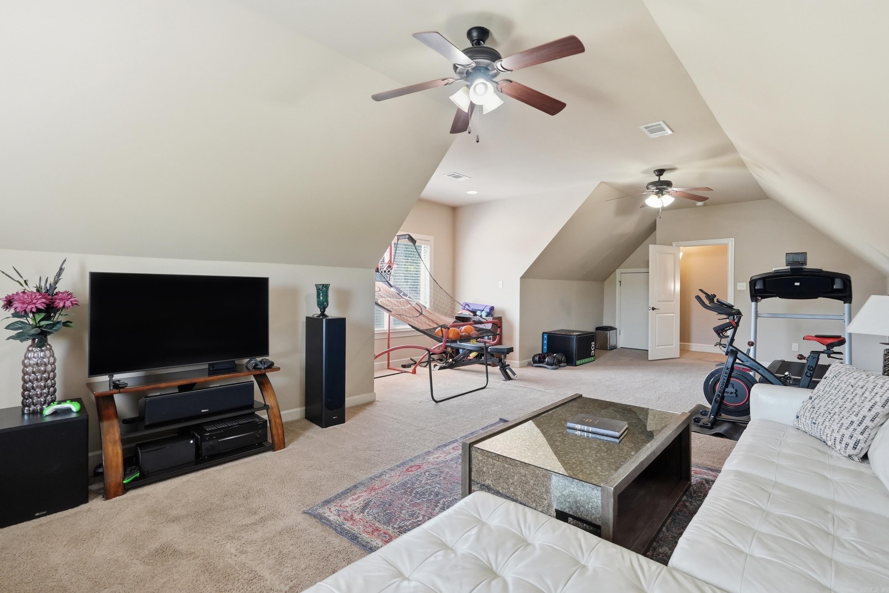 WESTSHORE ADDN HURRICANE LAKE ES - Residential