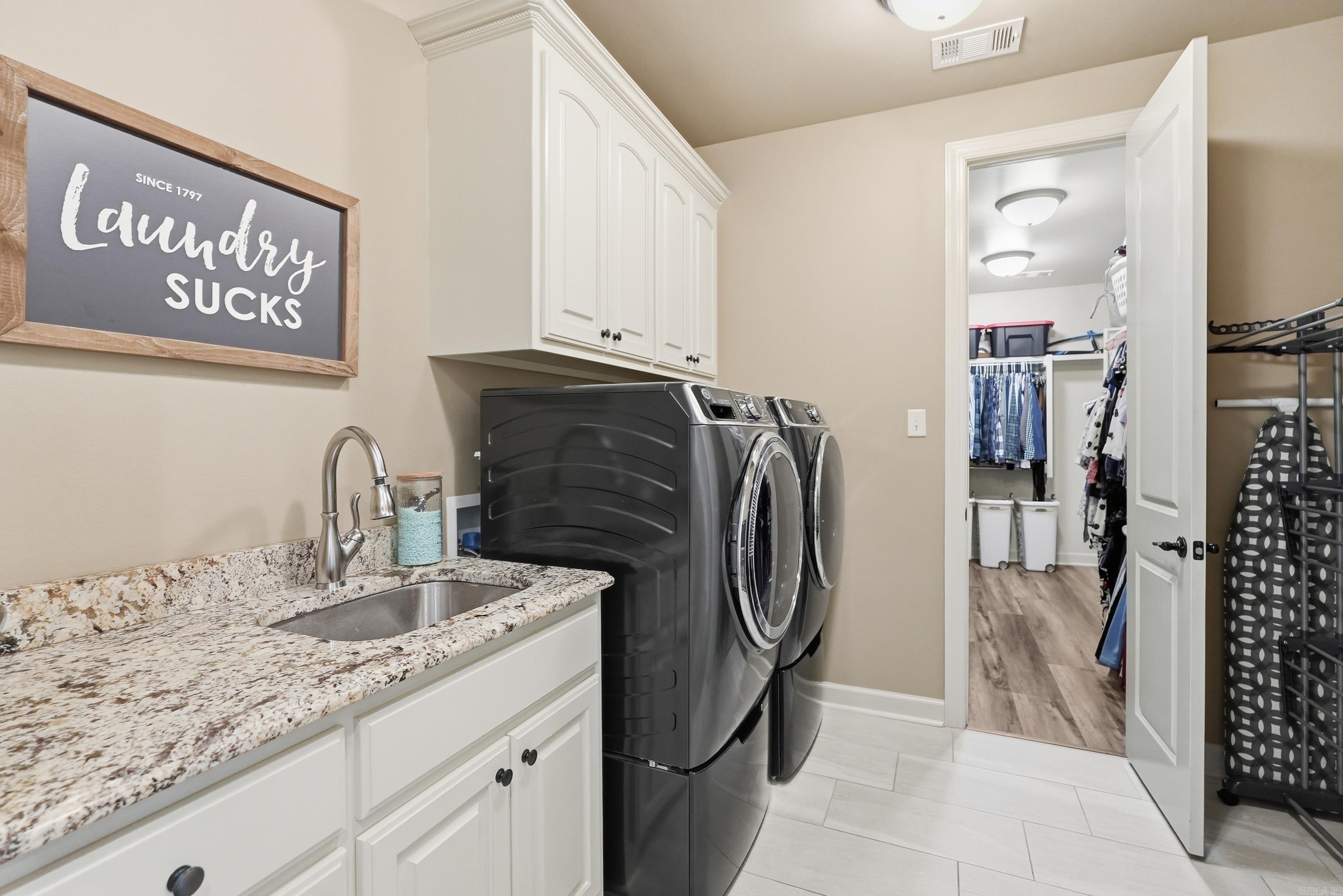 WESTSHORE ADDN HURRICANE LAKE ES - Residential