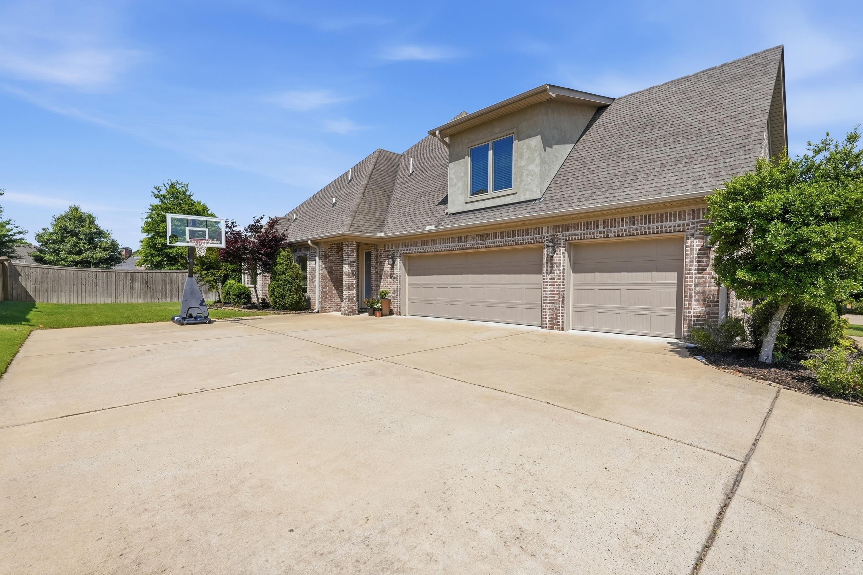WESTSHORE ADDN HURRICANE LAKE ES - Residential