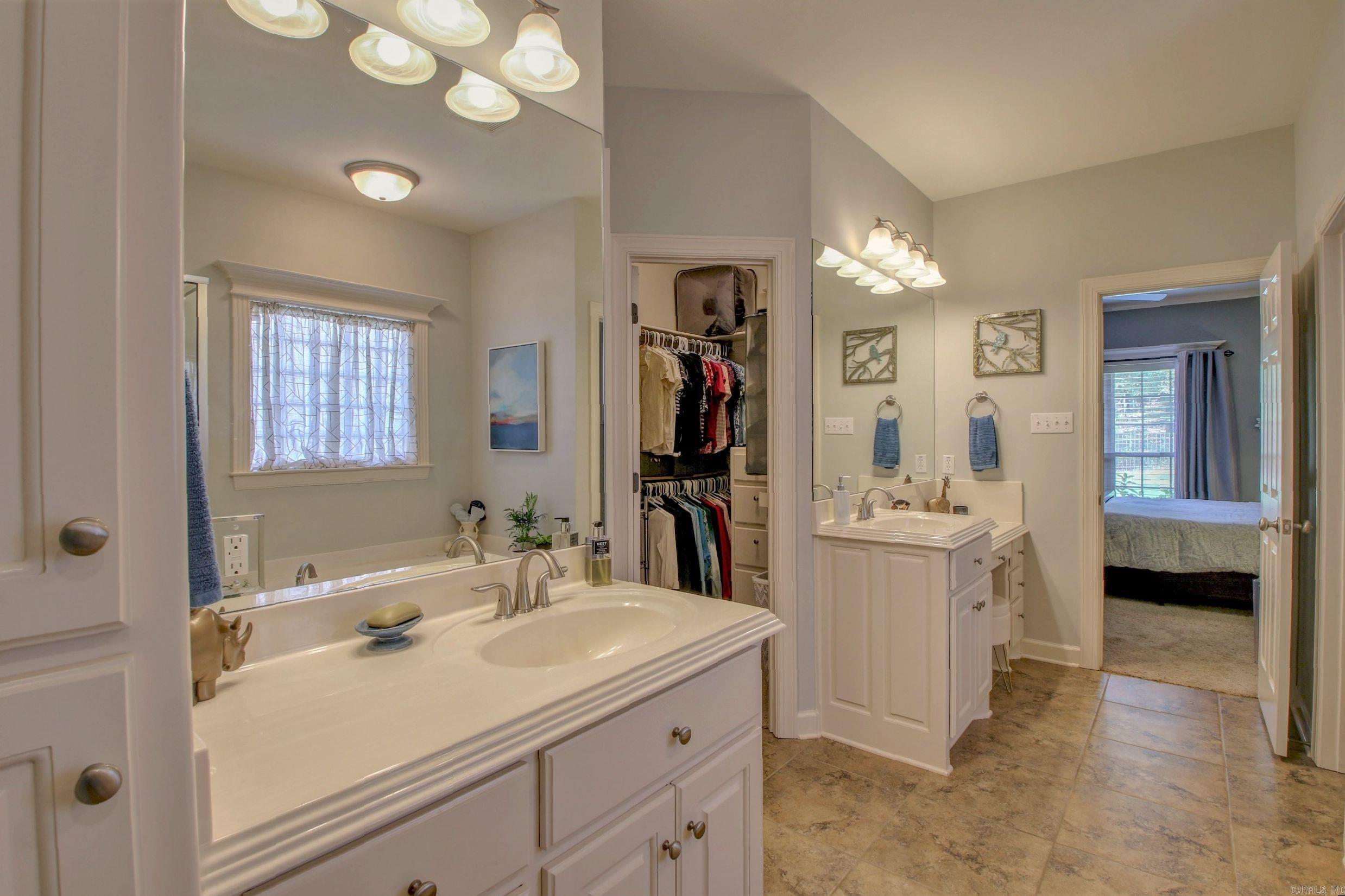 MAUMELLE VALLEY ESTATES - Residential