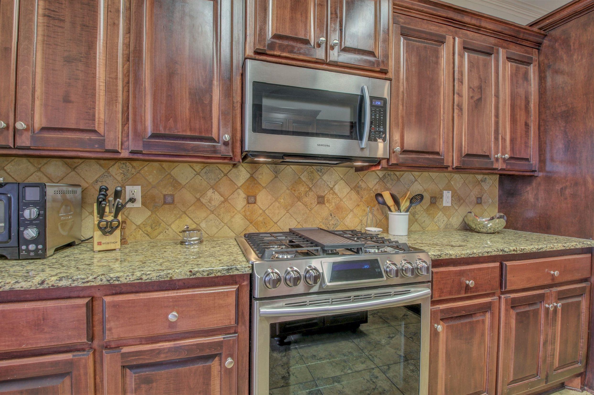 MAUMELLE VALLEY ESTATES - Residential