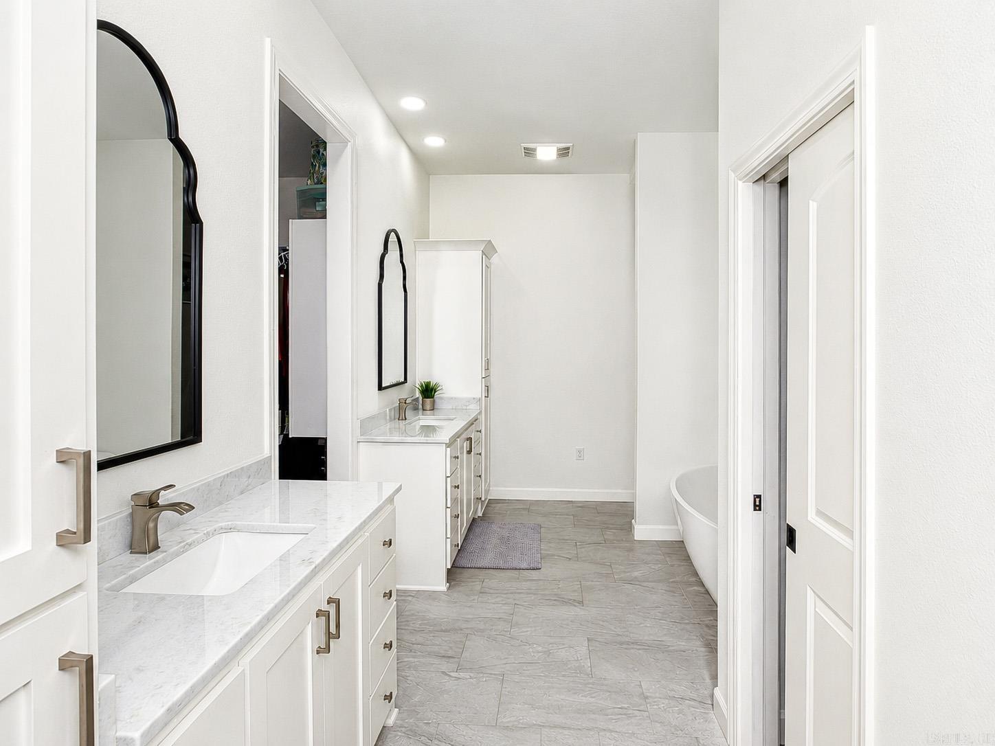 Shannon Oaks - Residential