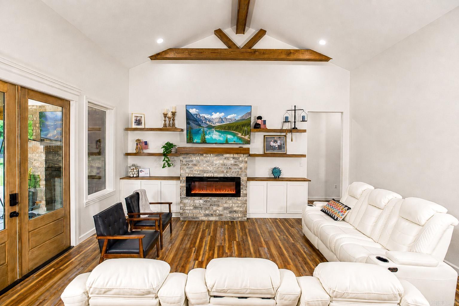 Shannon Oaks - Residential