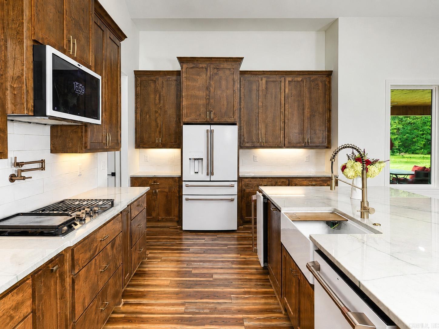 Shannon Oaks - Residential