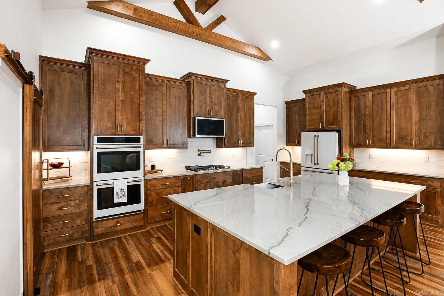 Shannon Oaks - Residential