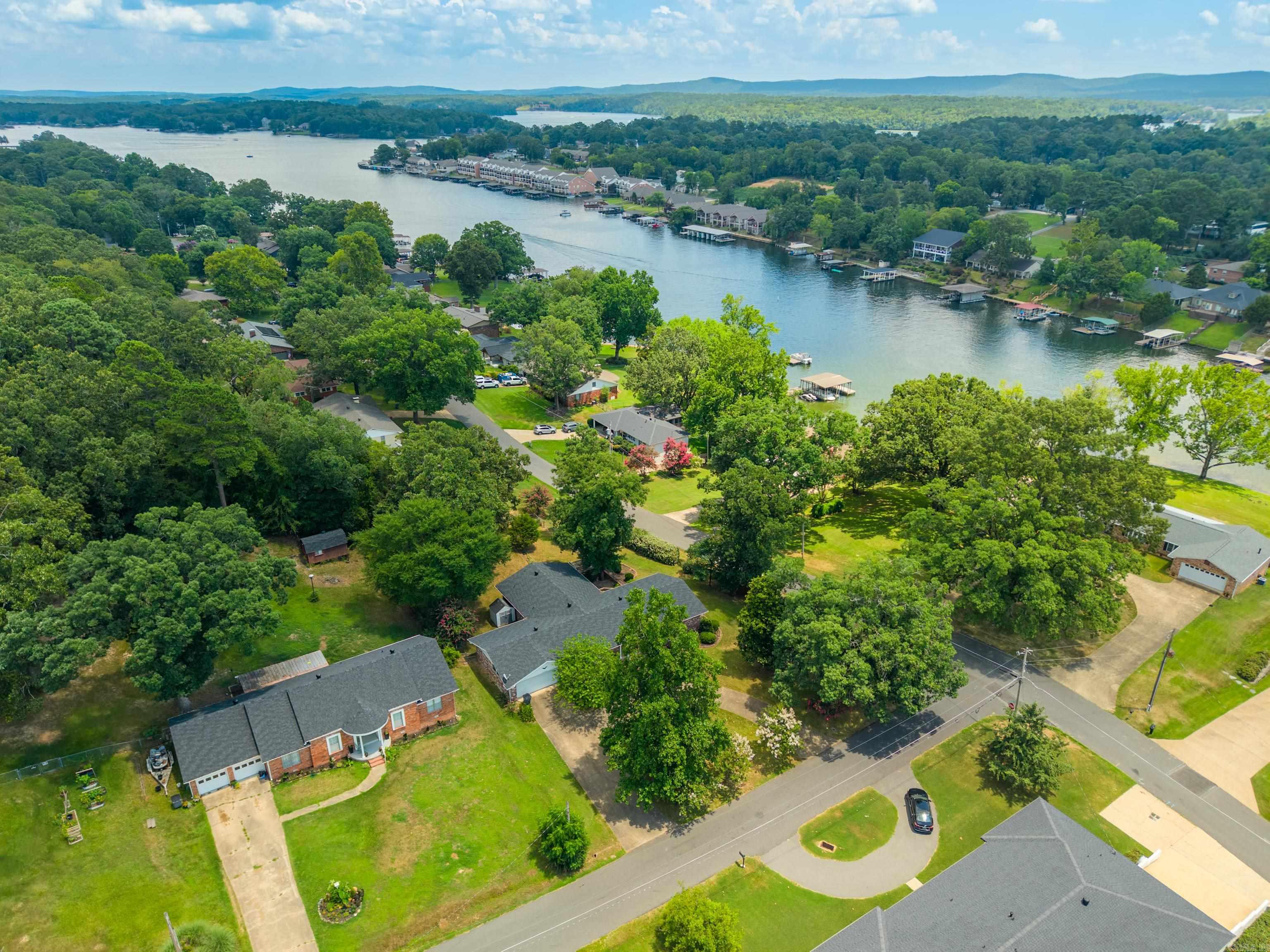 CLIFTON PLACE - Residential
