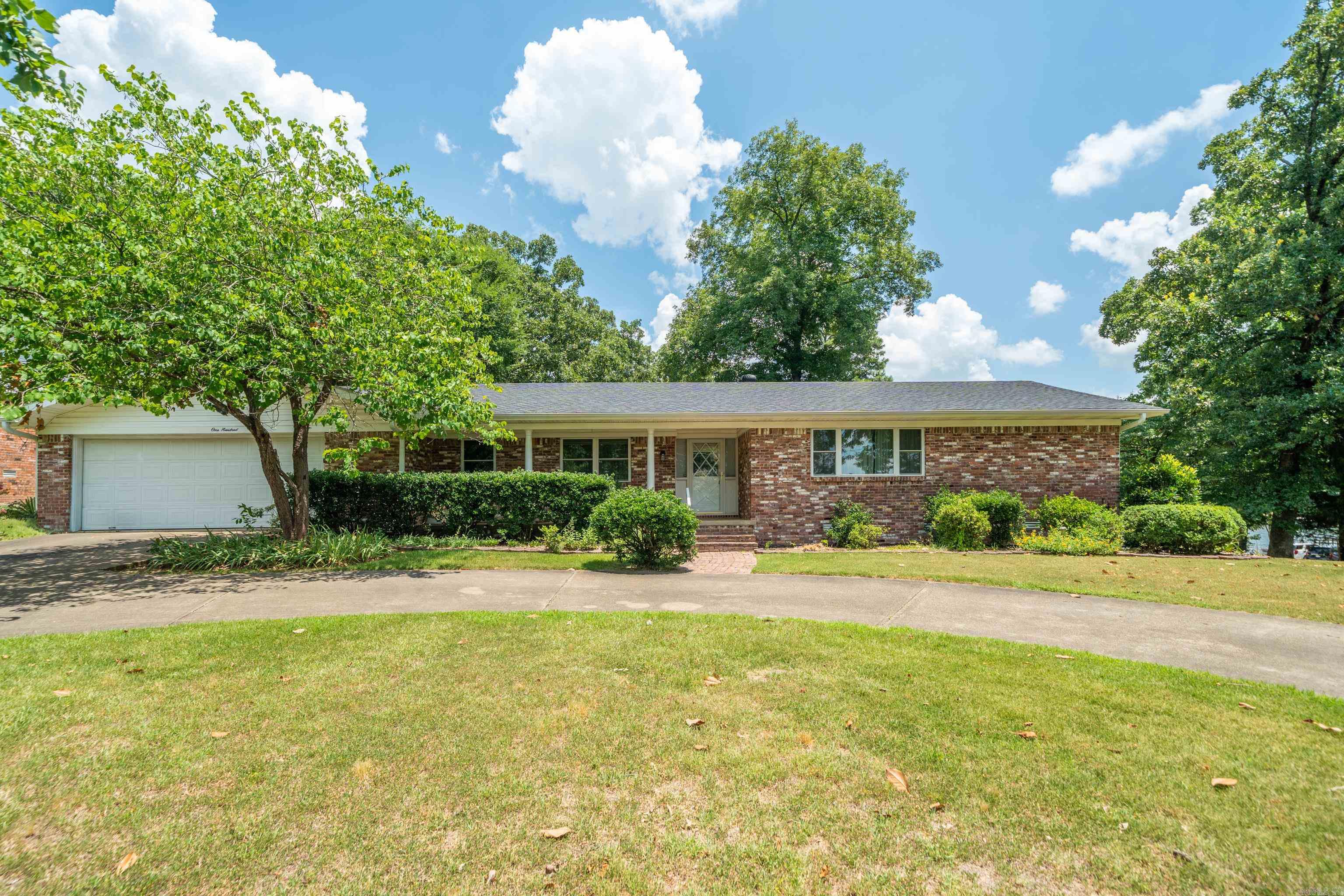 CLIFTON PLACE - Residential