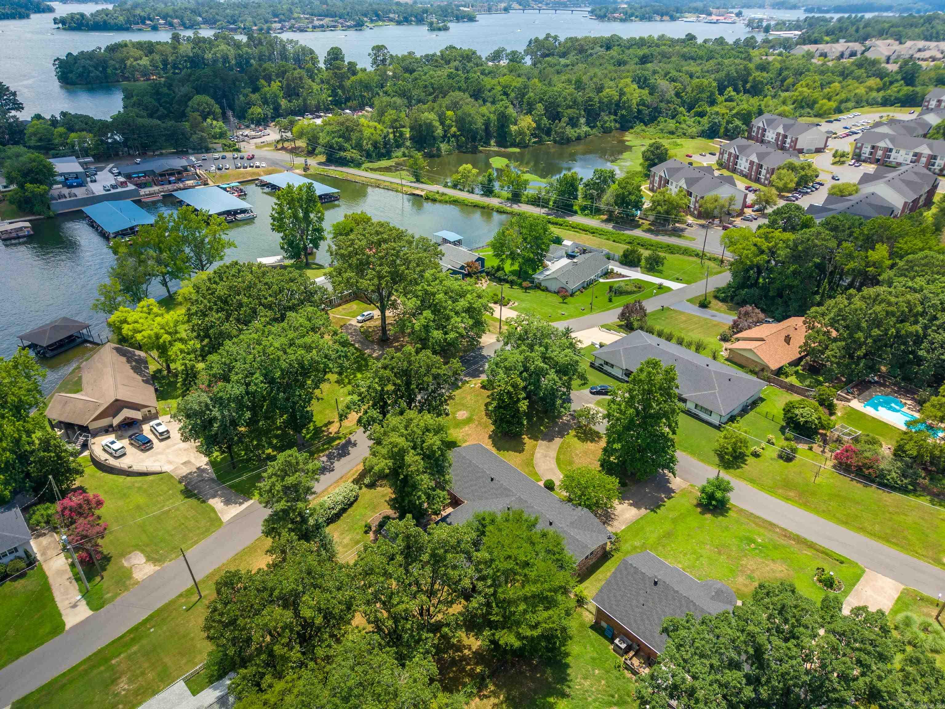 CLIFTON PLACE - Residential