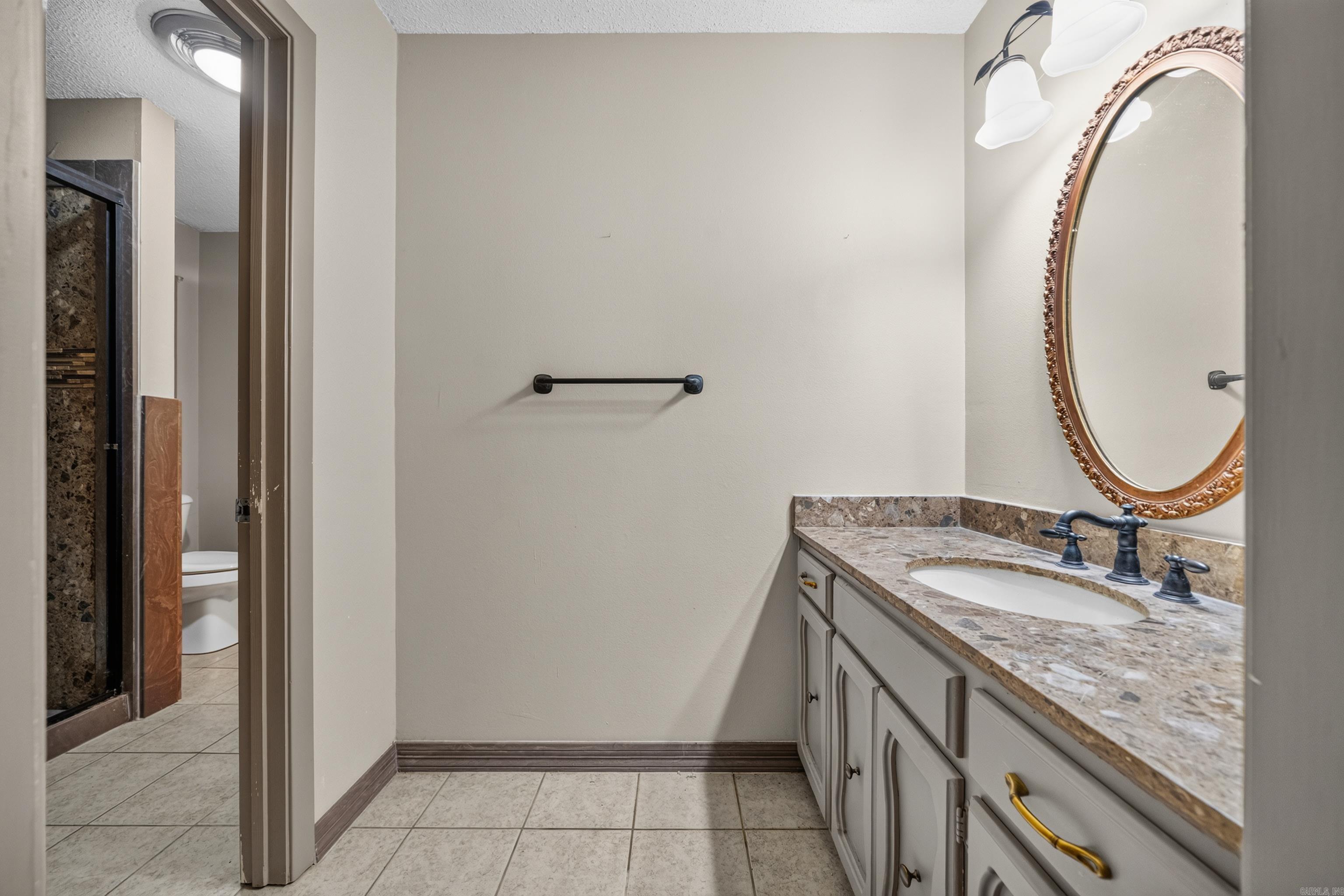 CLIFTON PLACE - Residential