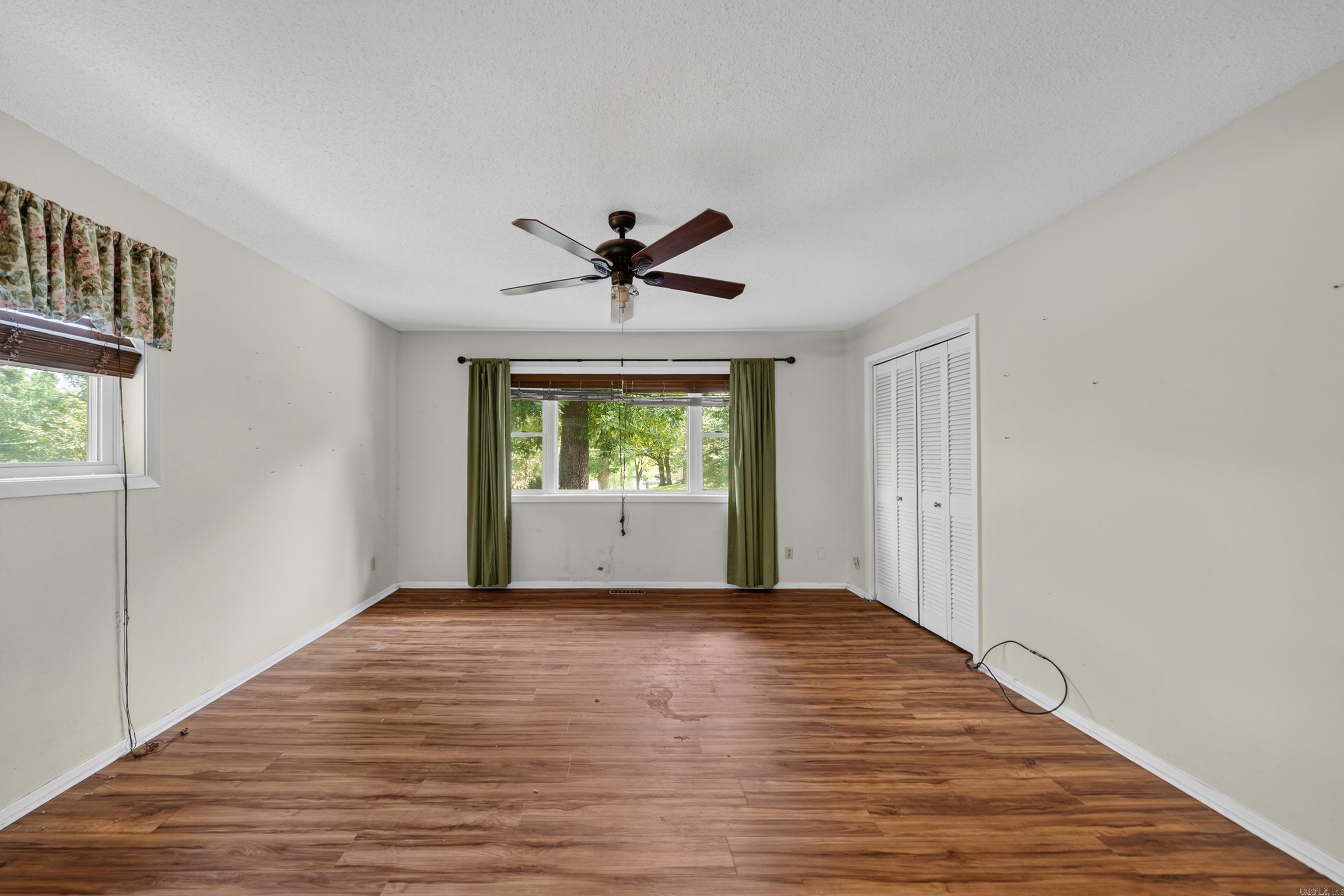 CLIFTON PLACE - Residential