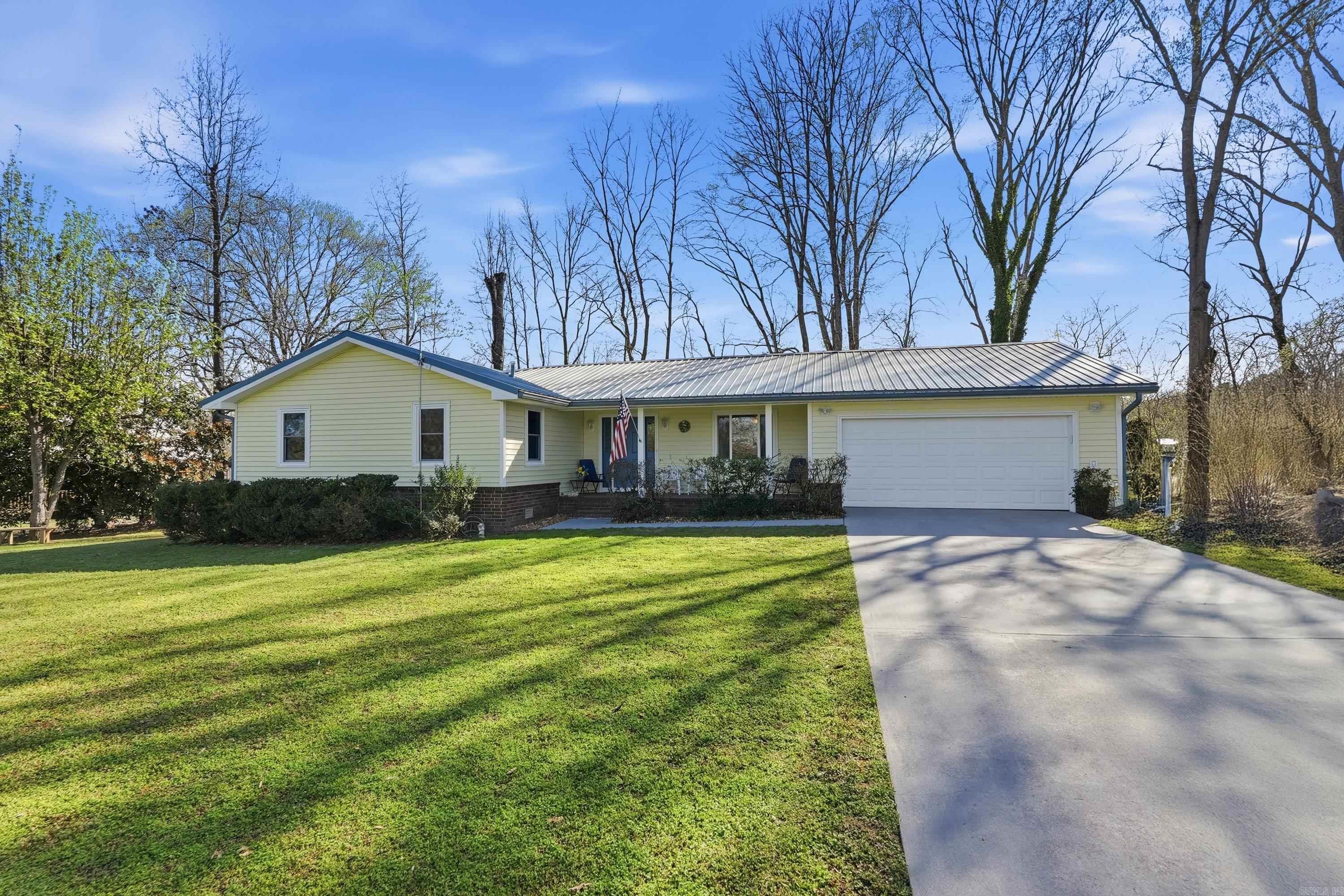 River Drive Estates - Residential
