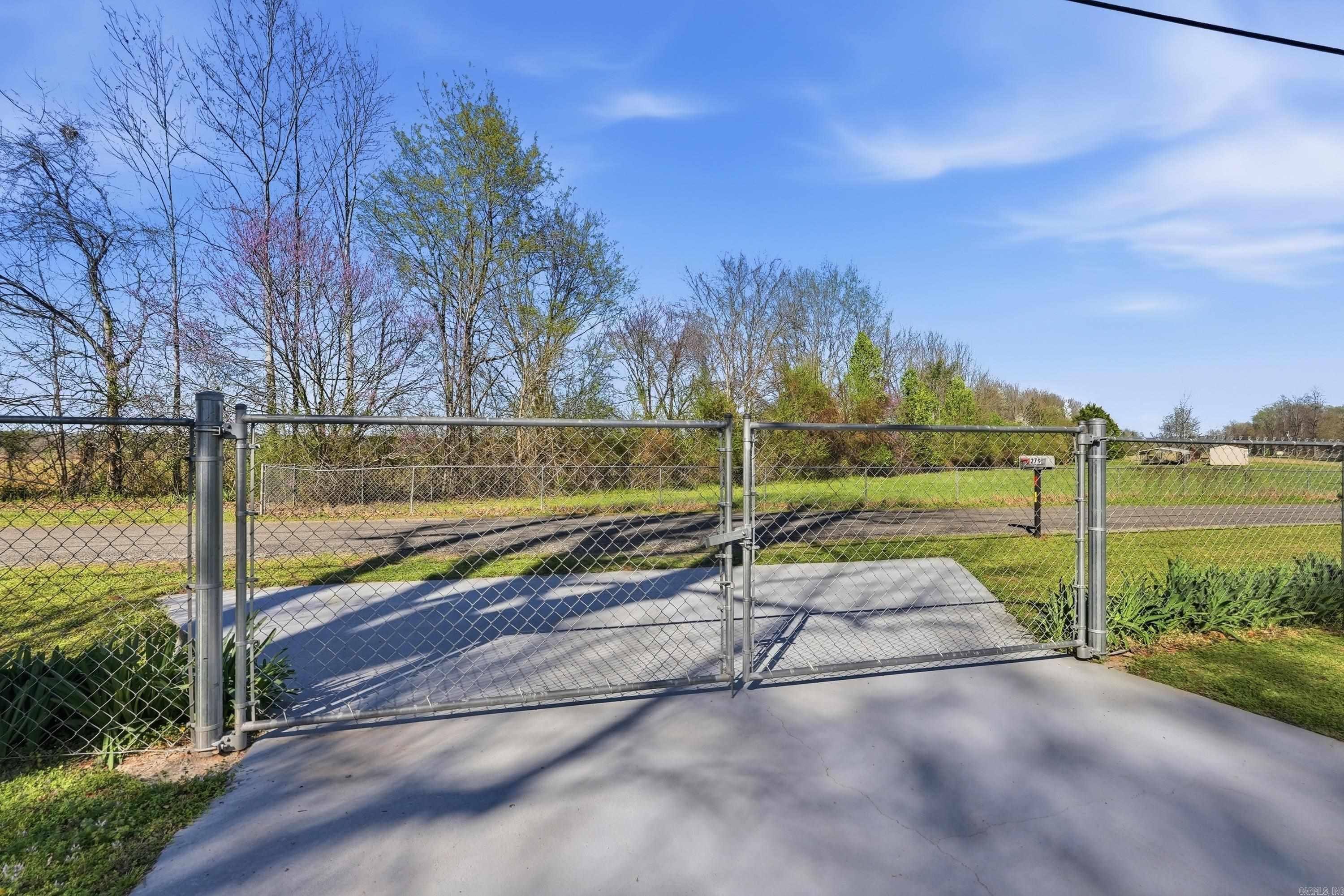 River Drive Estates - Residential