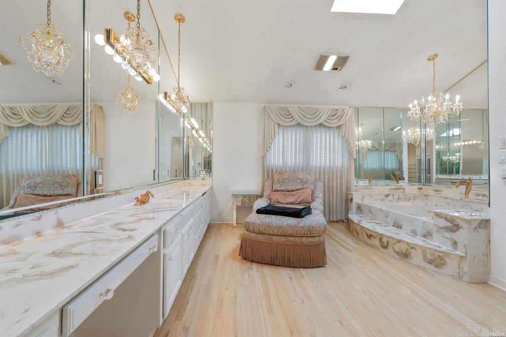 Hamilton Pointe HPR - Residential