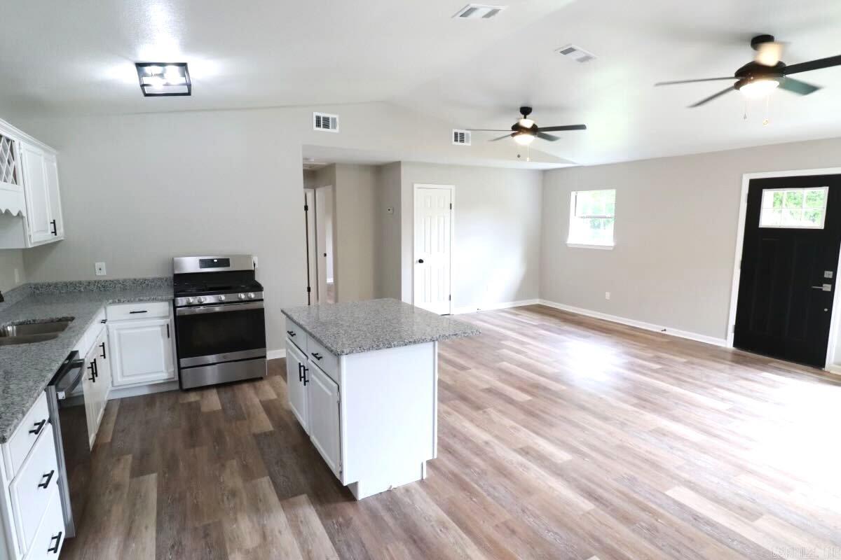 MEADOW PARK - Residential
