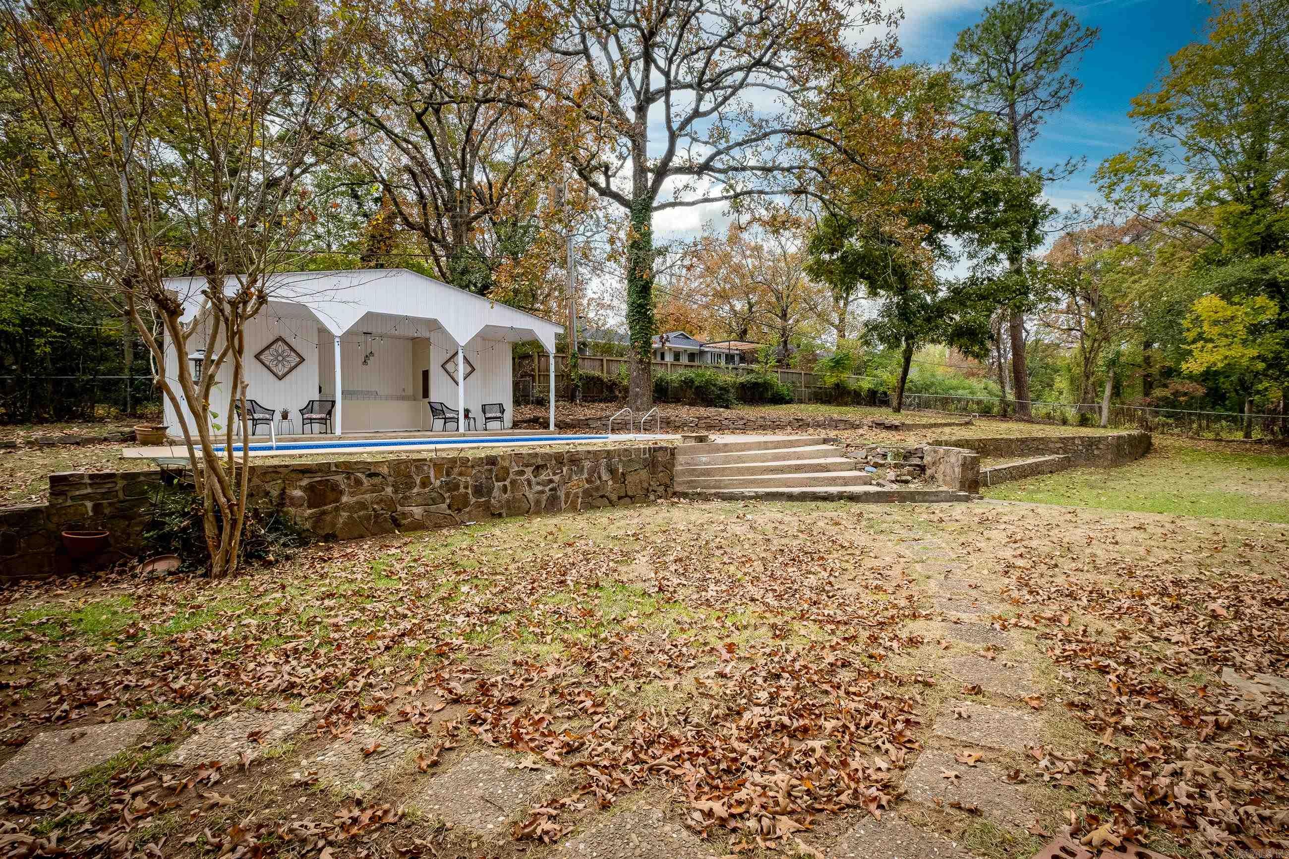 KINGWOOD PLACE - Residential