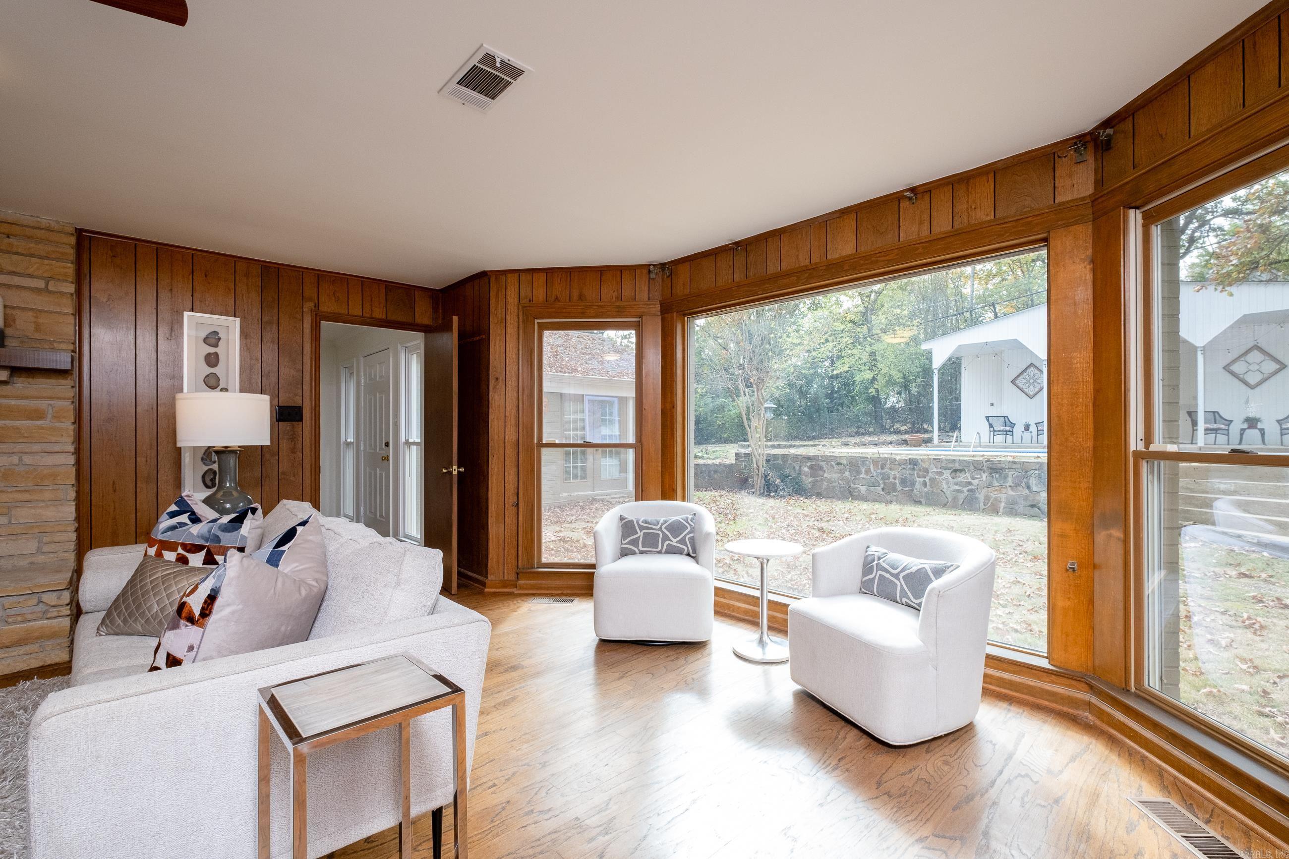KINGWOOD PLACE - Residential