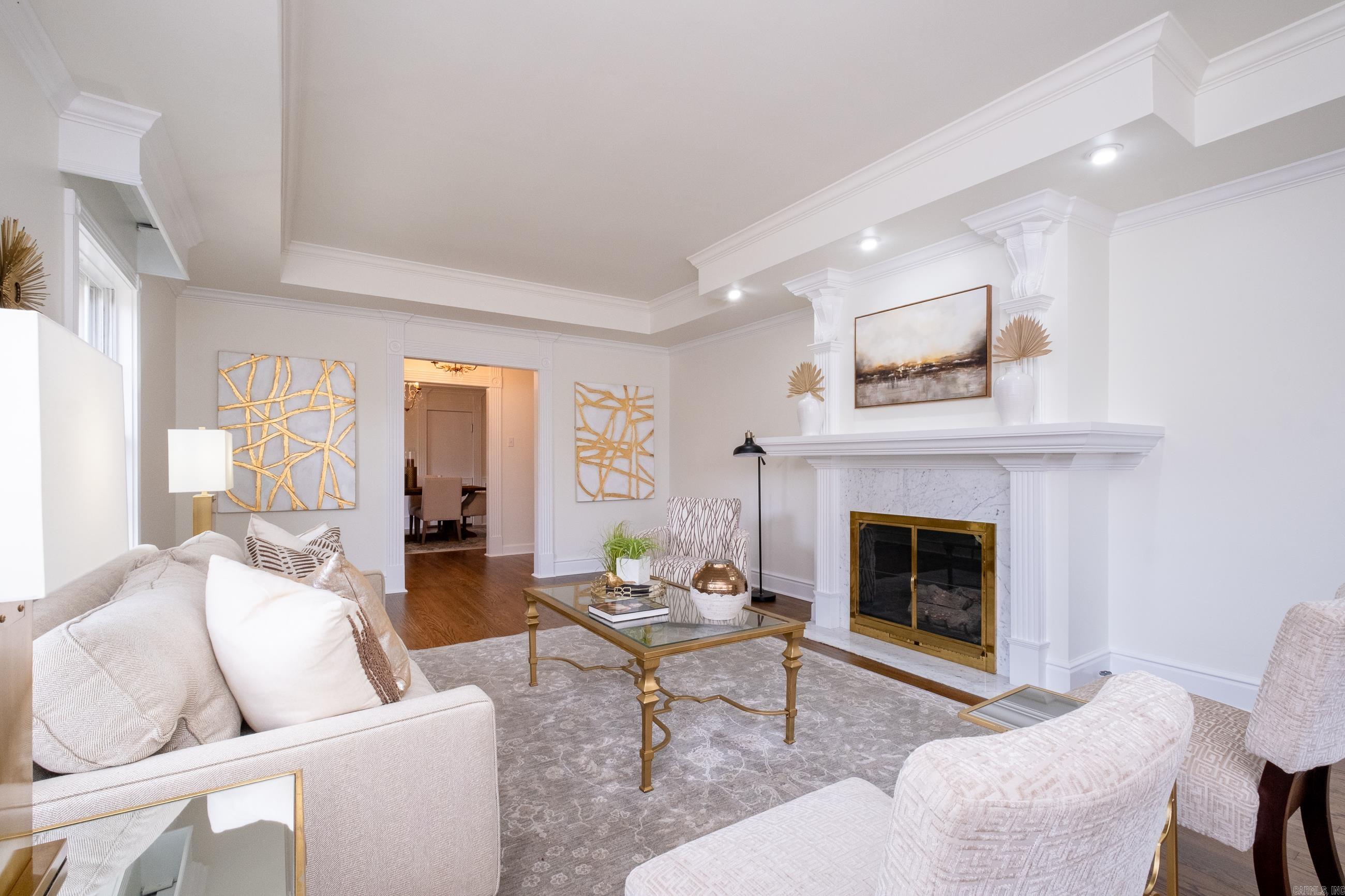 KINGWOOD PLACE - Residential