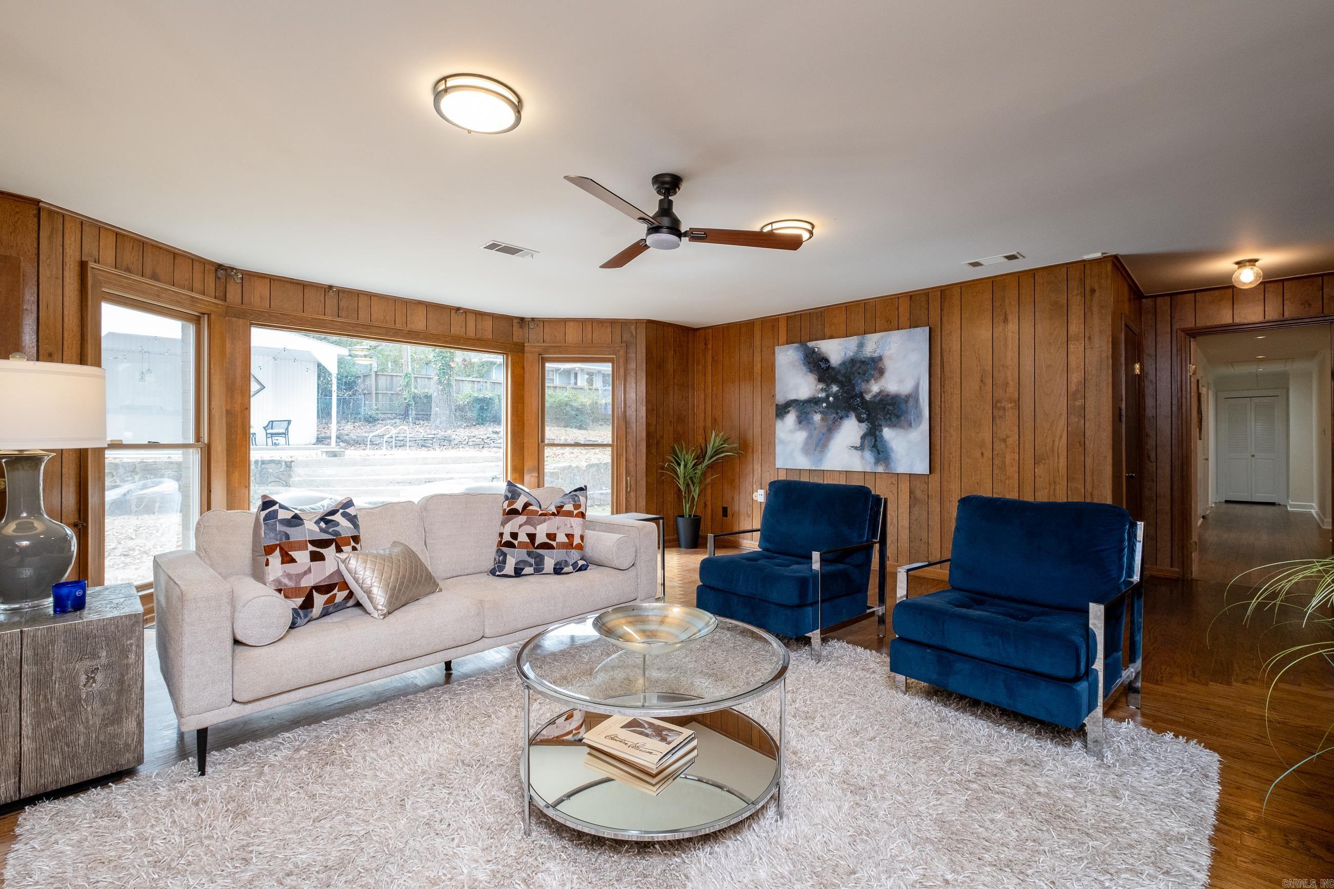 KINGWOOD PLACE - Residential
