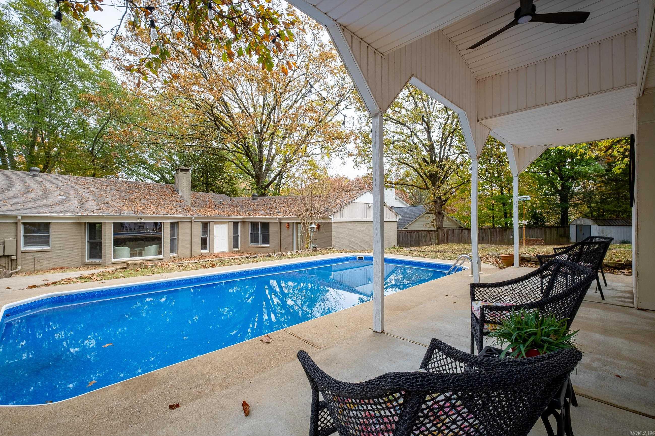 KINGWOOD PLACE - Residential