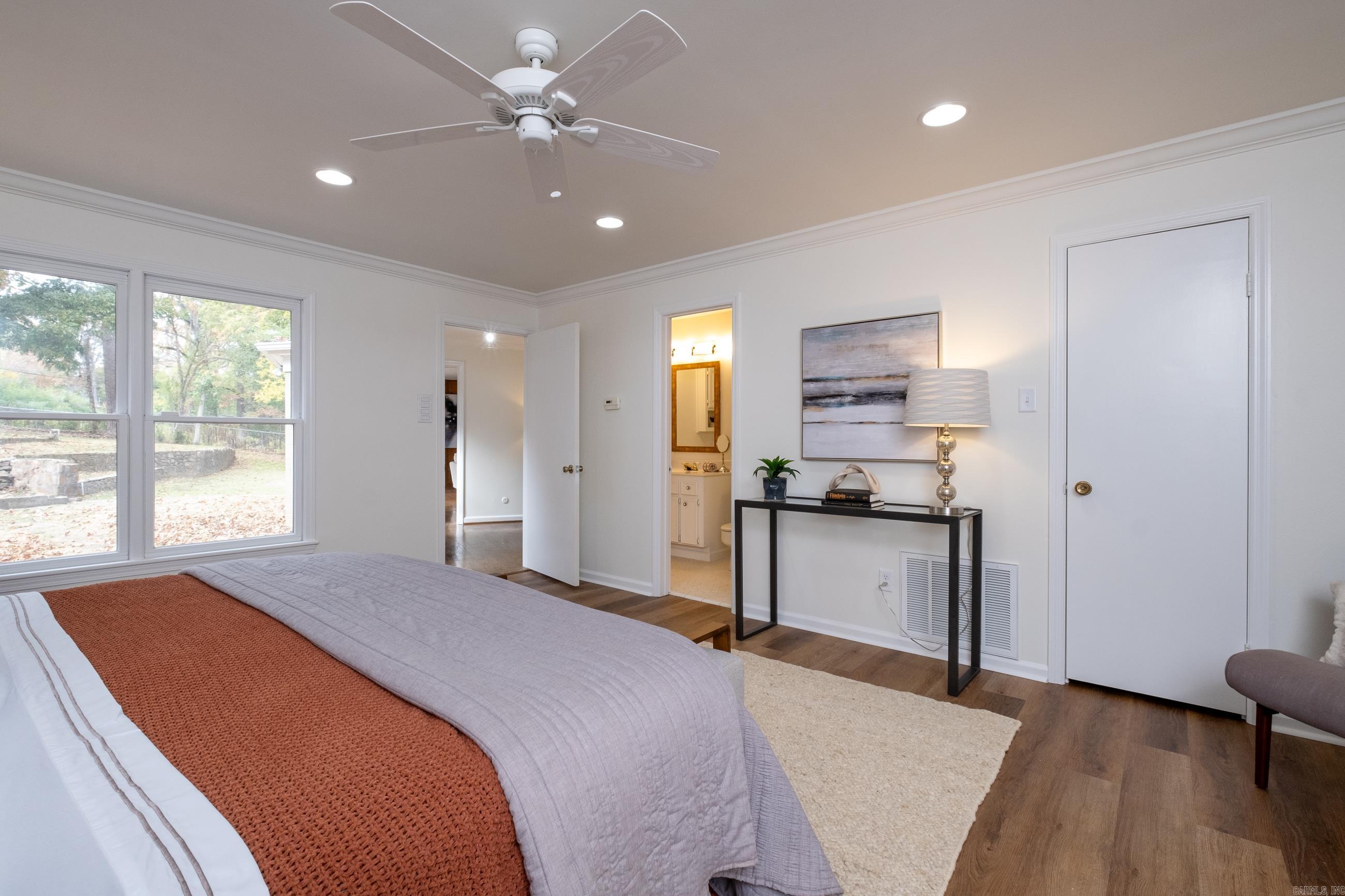 KINGWOOD PLACE - Residential