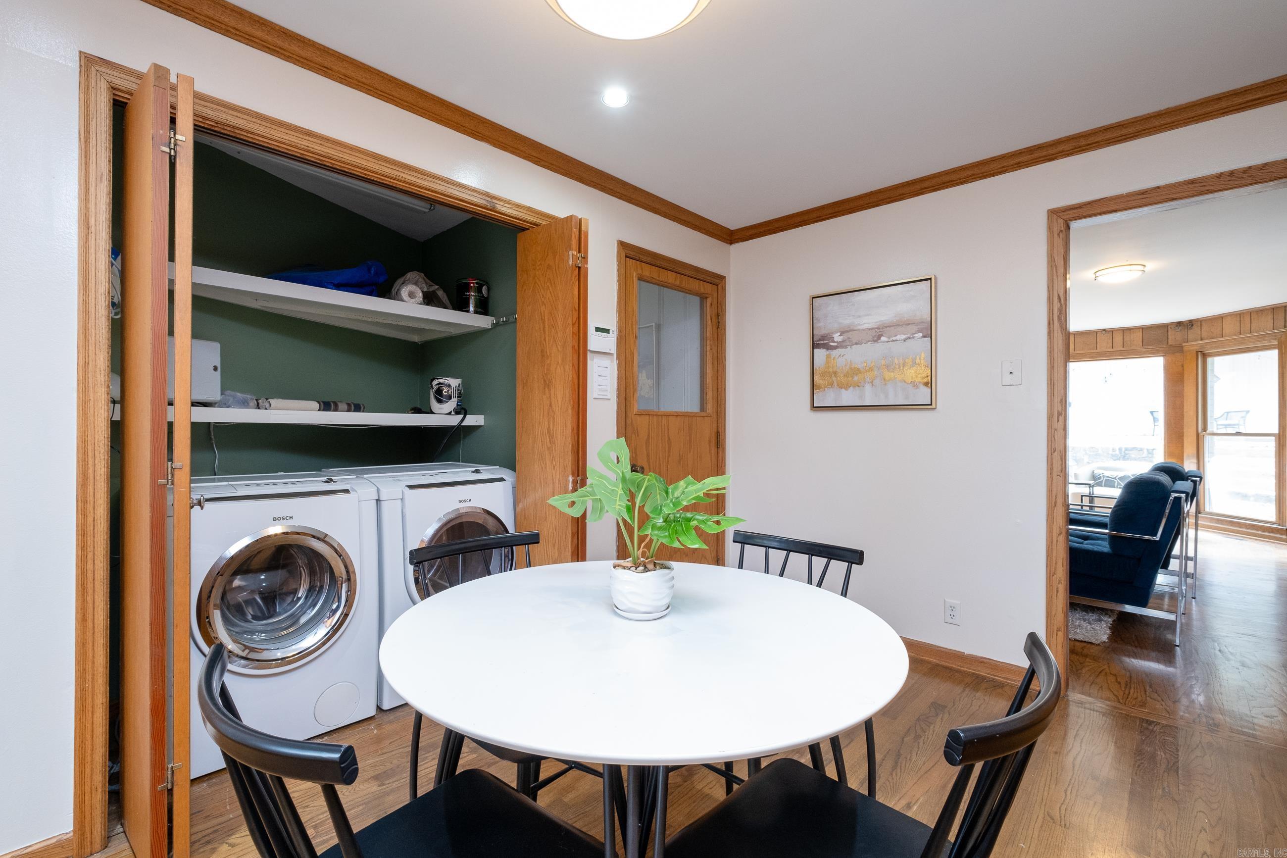 KINGWOOD PLACE - Residential