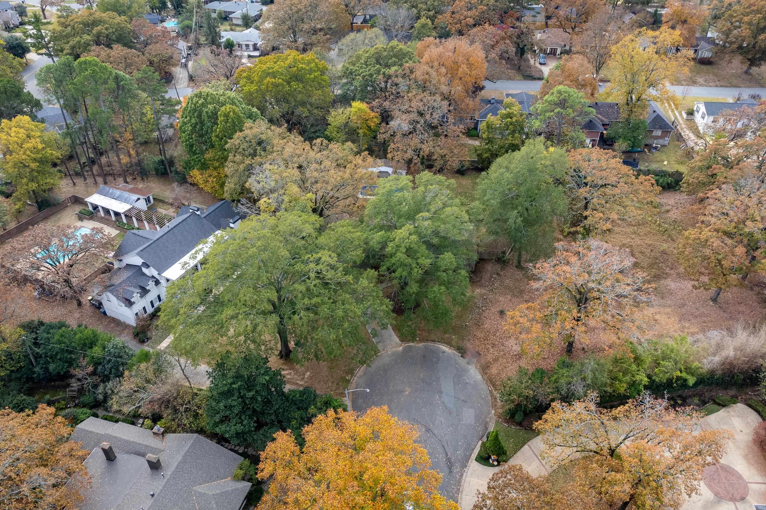 KINGWOOD PLACE - Residential