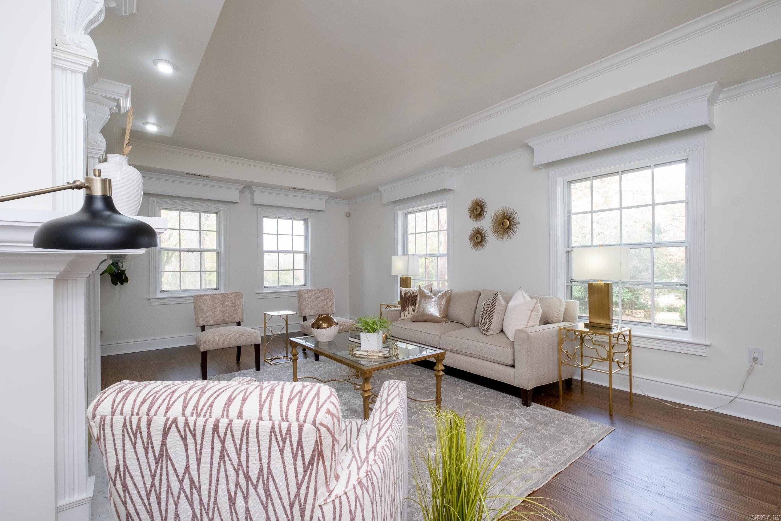 KINGWOOD PLACE - Residential