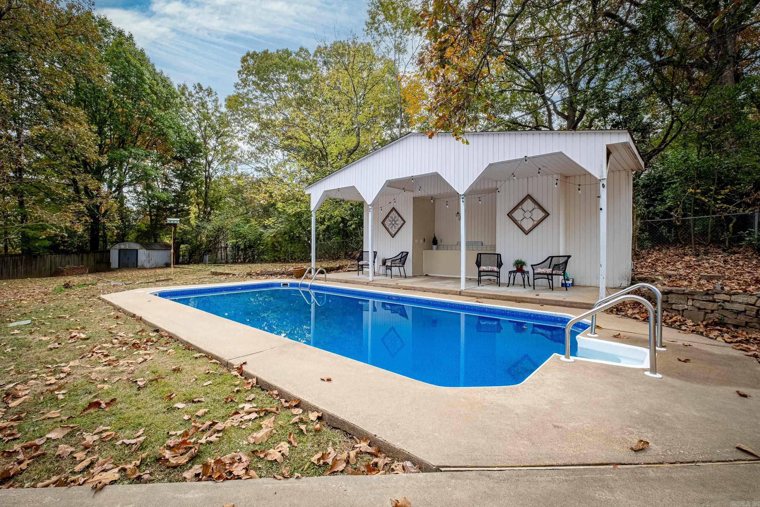 KINGWOOD PLACE - Residential