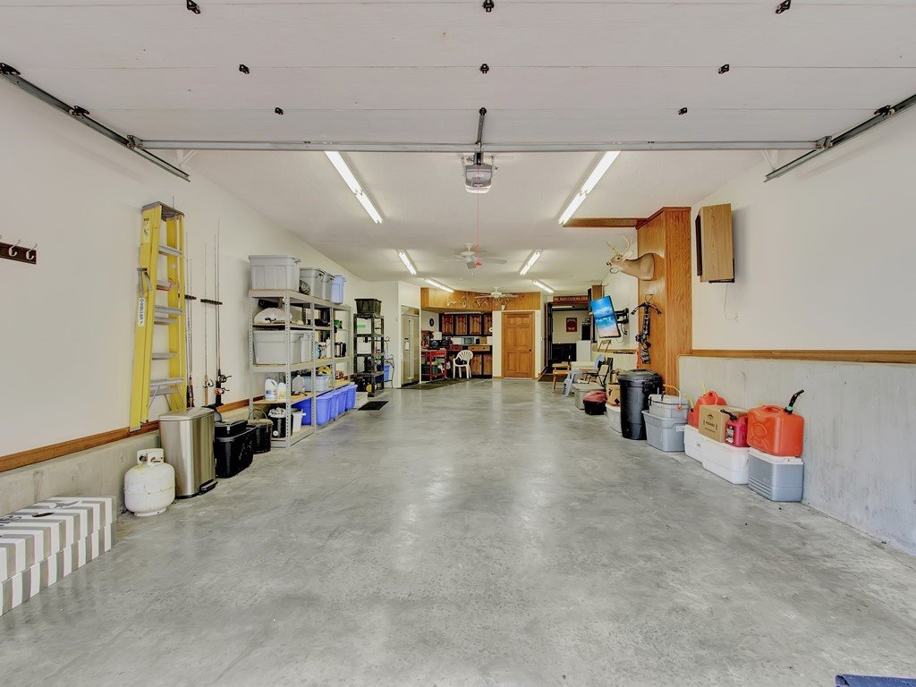 Hickory Nut Mountain Estates - Residential