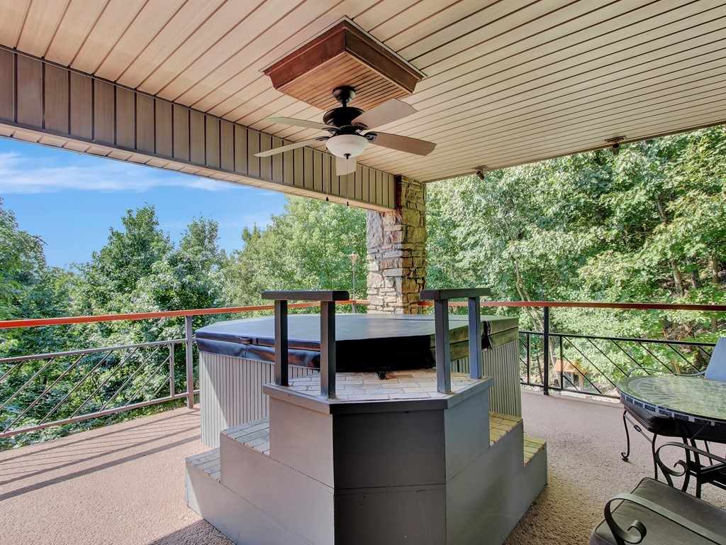 Hickory Nut Mountain Estates - Residential