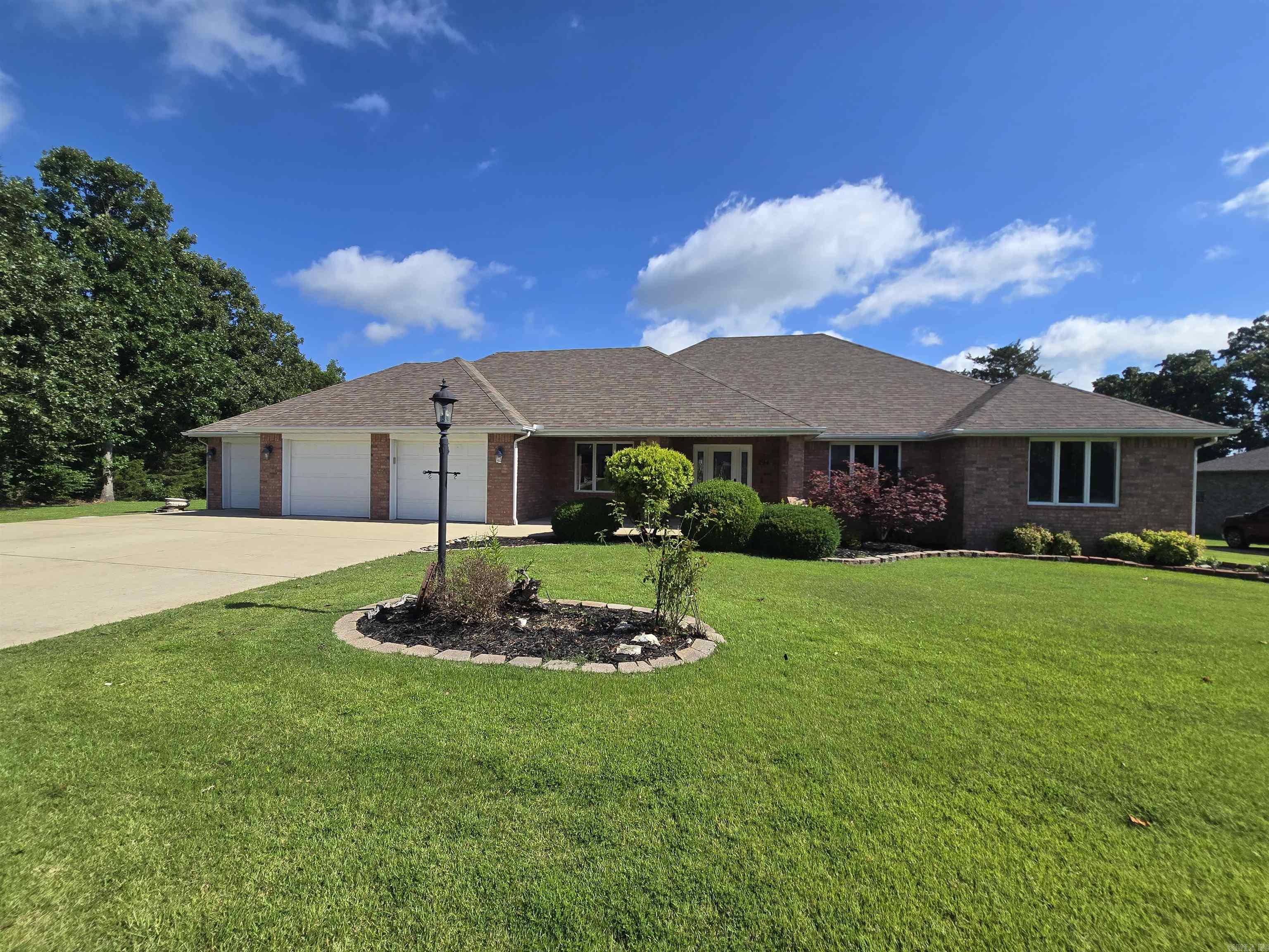 INDIAN CREEK ADD - Residential