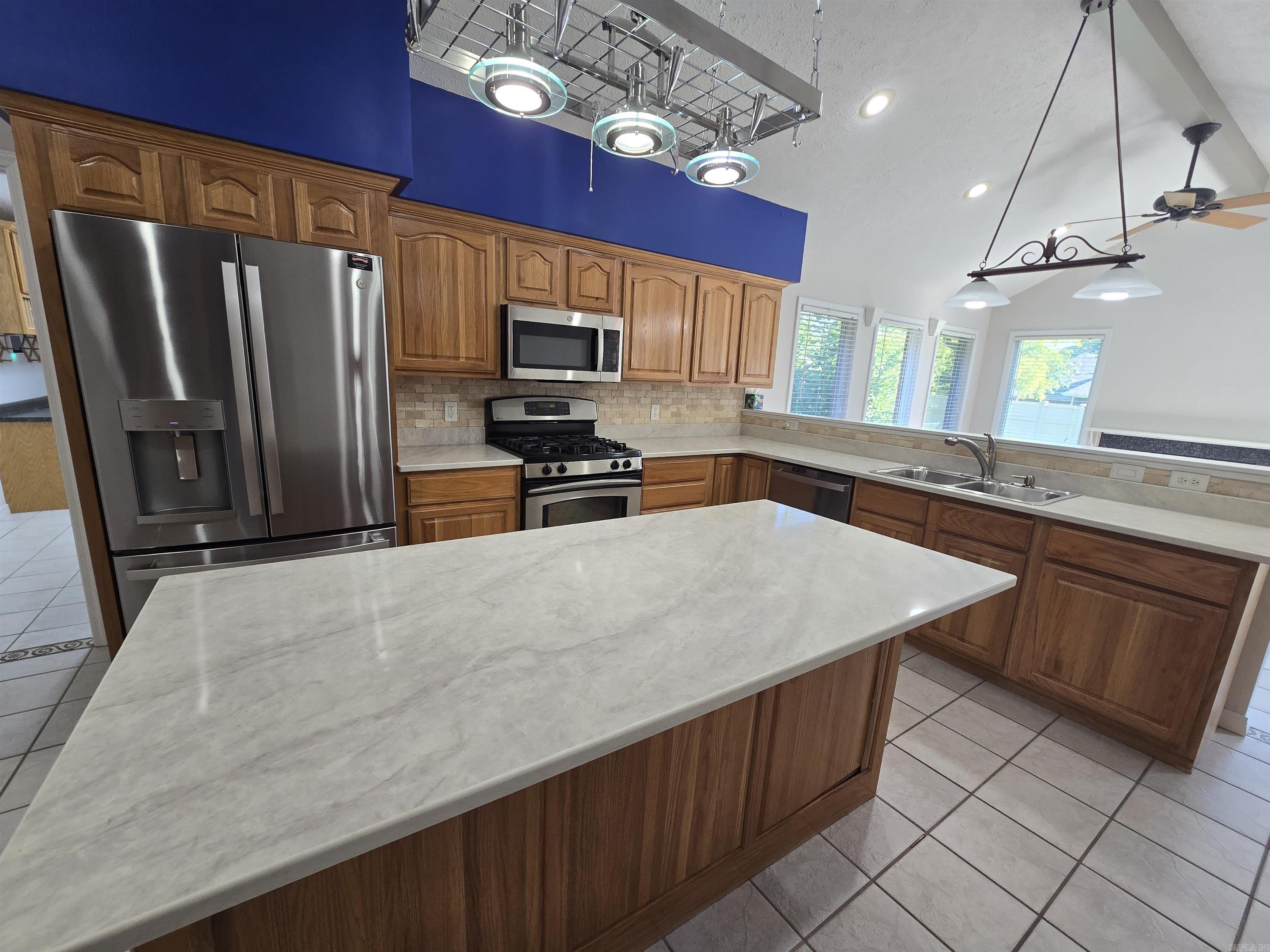 INDIAN CREEK ADD - Residential