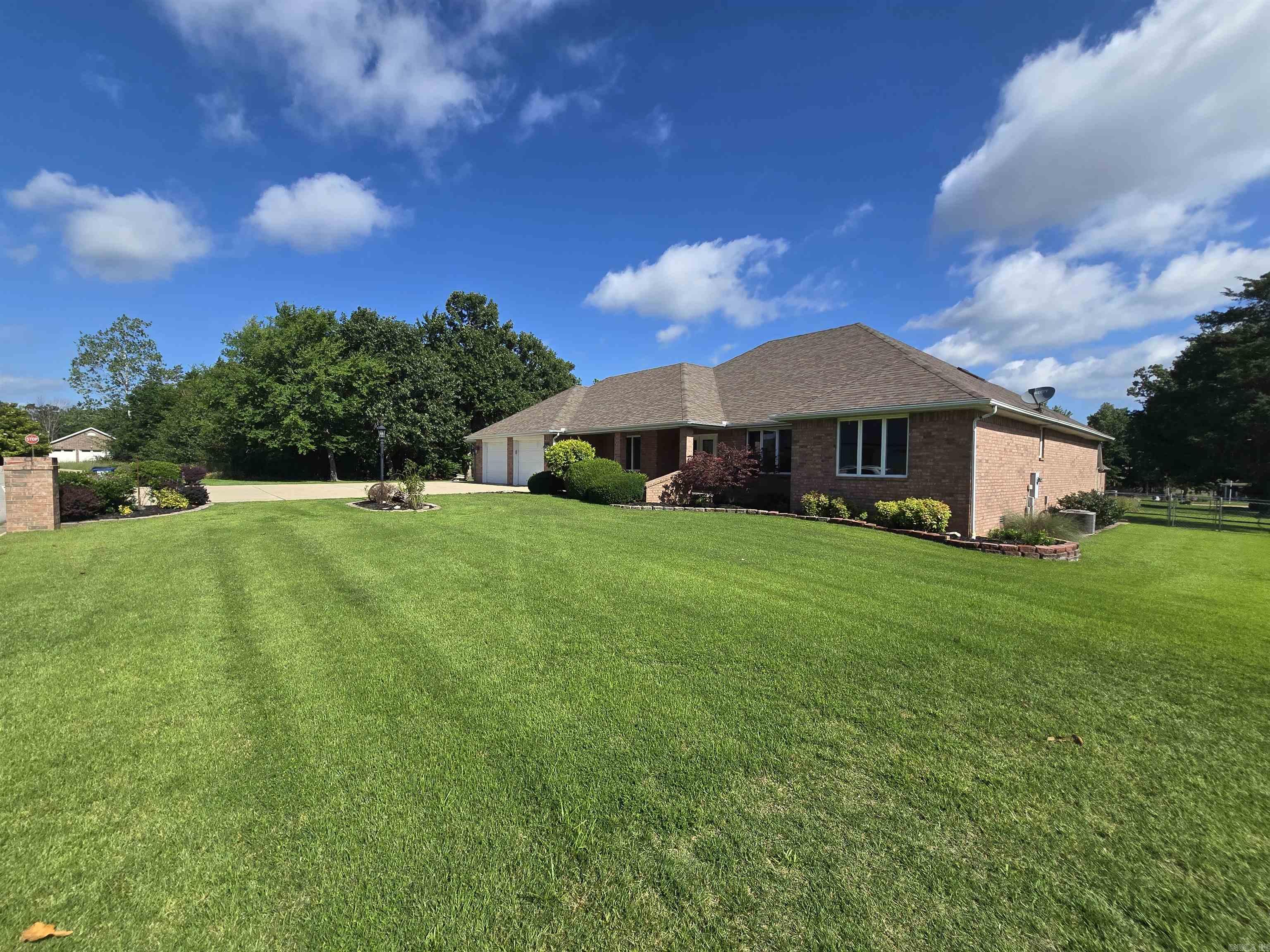 INDIAN CREEK ADD - Residential