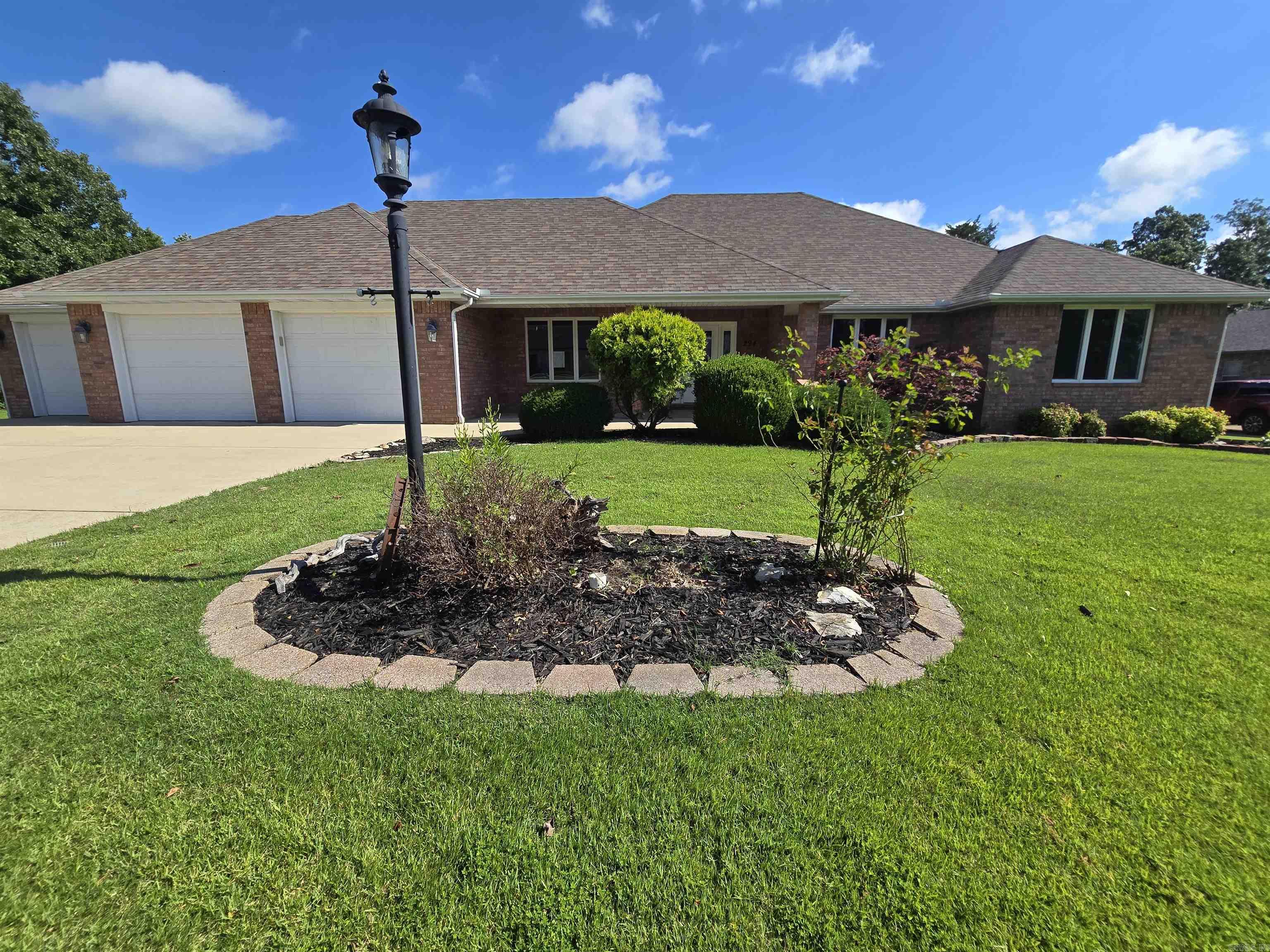 INDIAN CREEK ADD - Residential