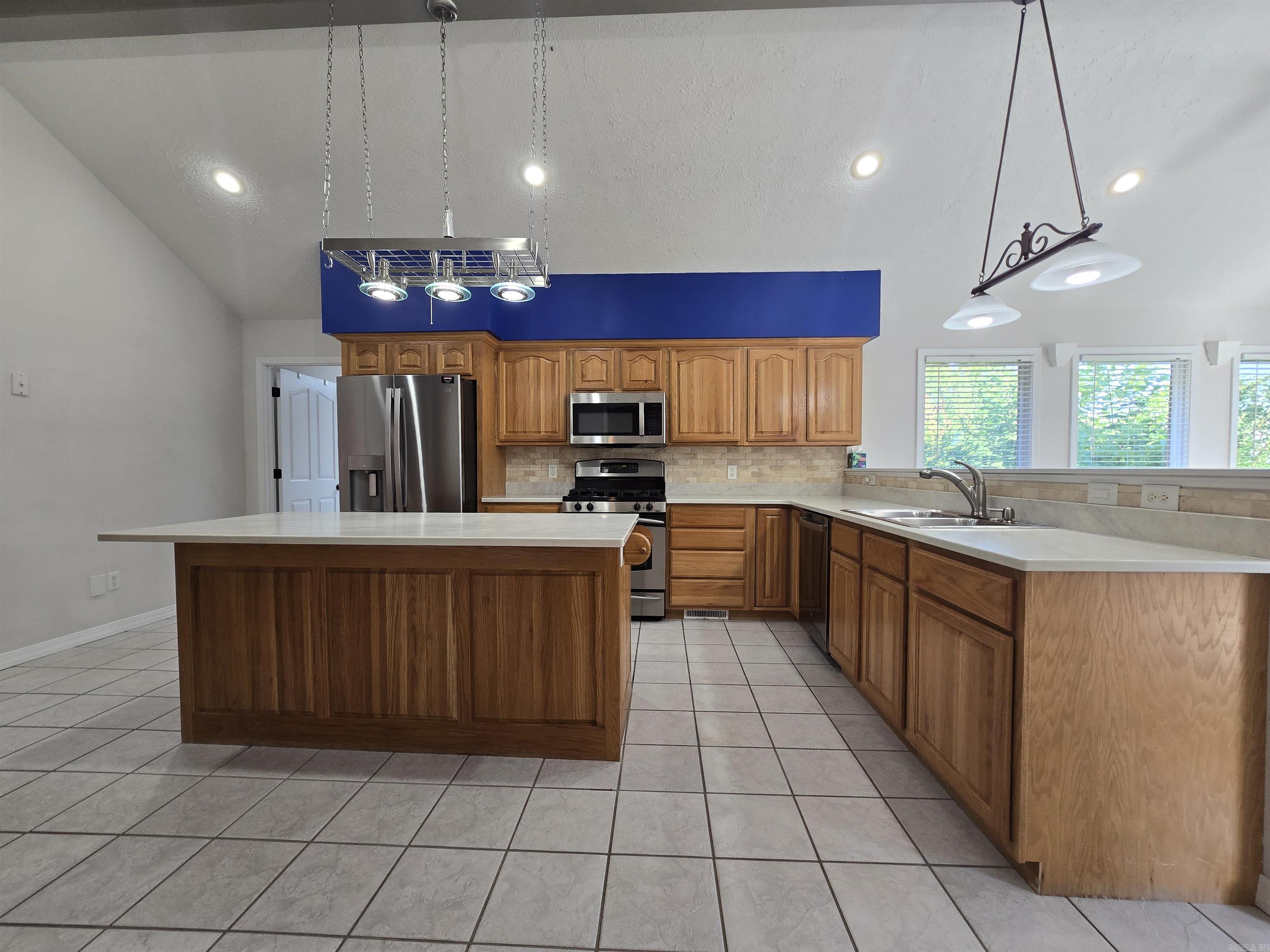 INDIAN CREEK ADD - Residential