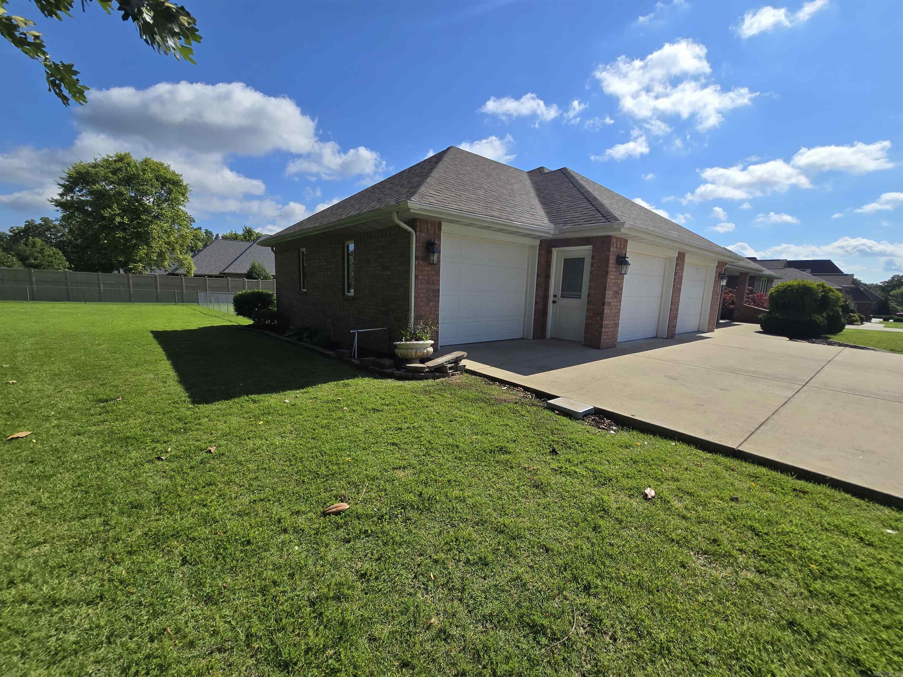 INDIAN CREEK ADD - Residential